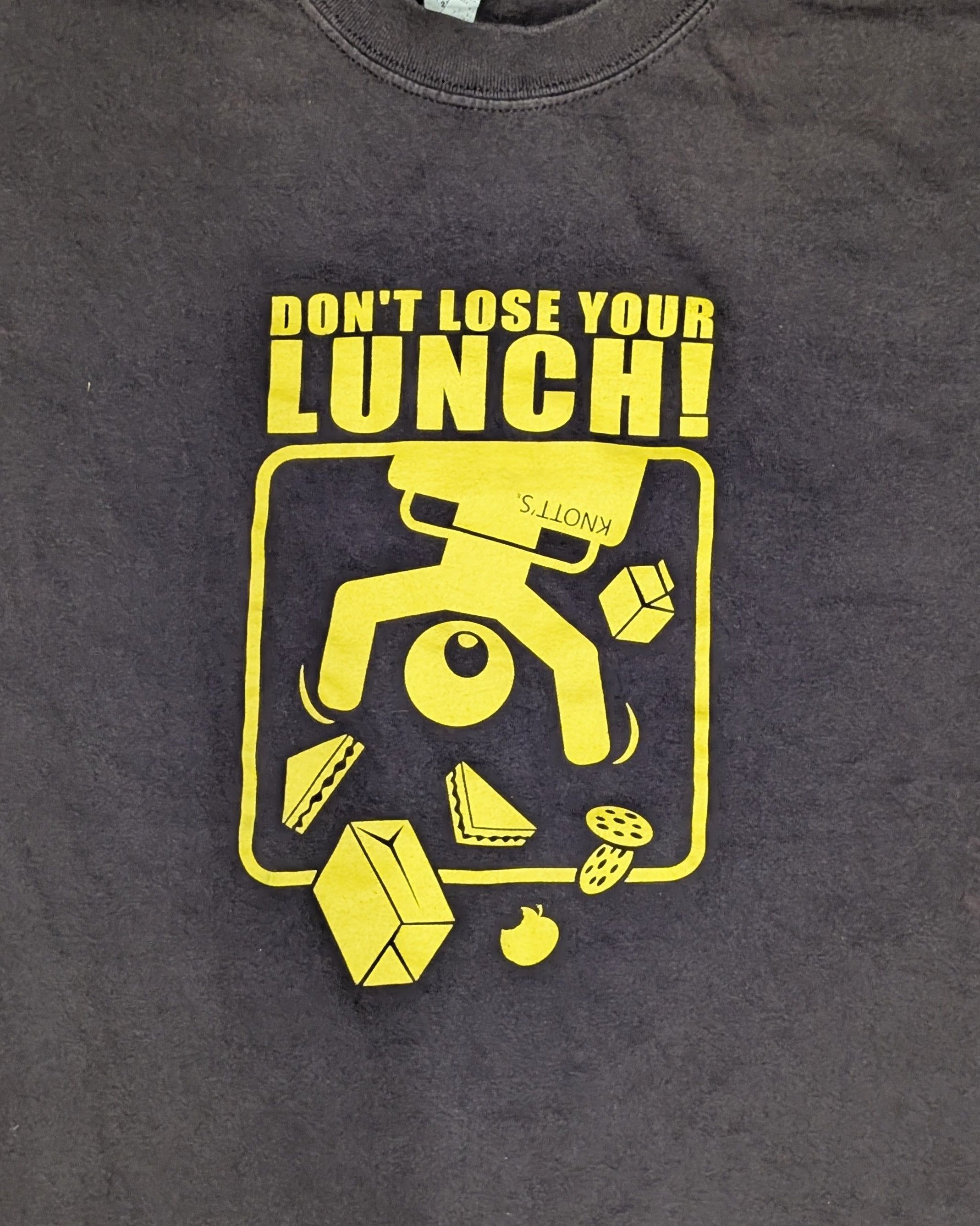Vintage Vintage Knott's Berry Farm Don't Lose Your Lunch t-shirt Size US XXL / EU 58 / 5 - 2 Thumbnail