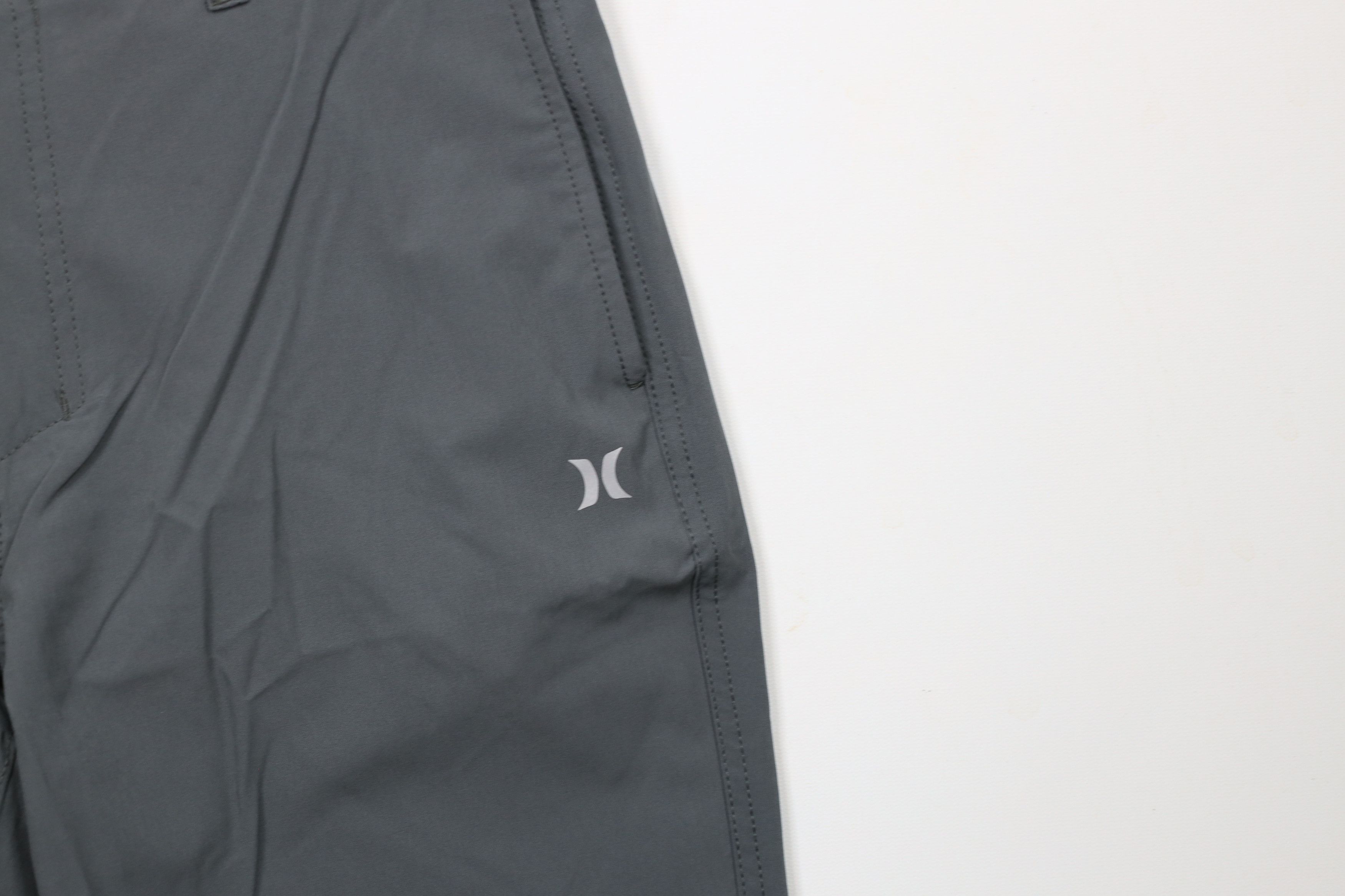 Hurley × Vintage New Hurley Above Knee Hybrid Shorts Stretch Gray Reflective Size US 30 / EU 46 - 5 Thumbnail