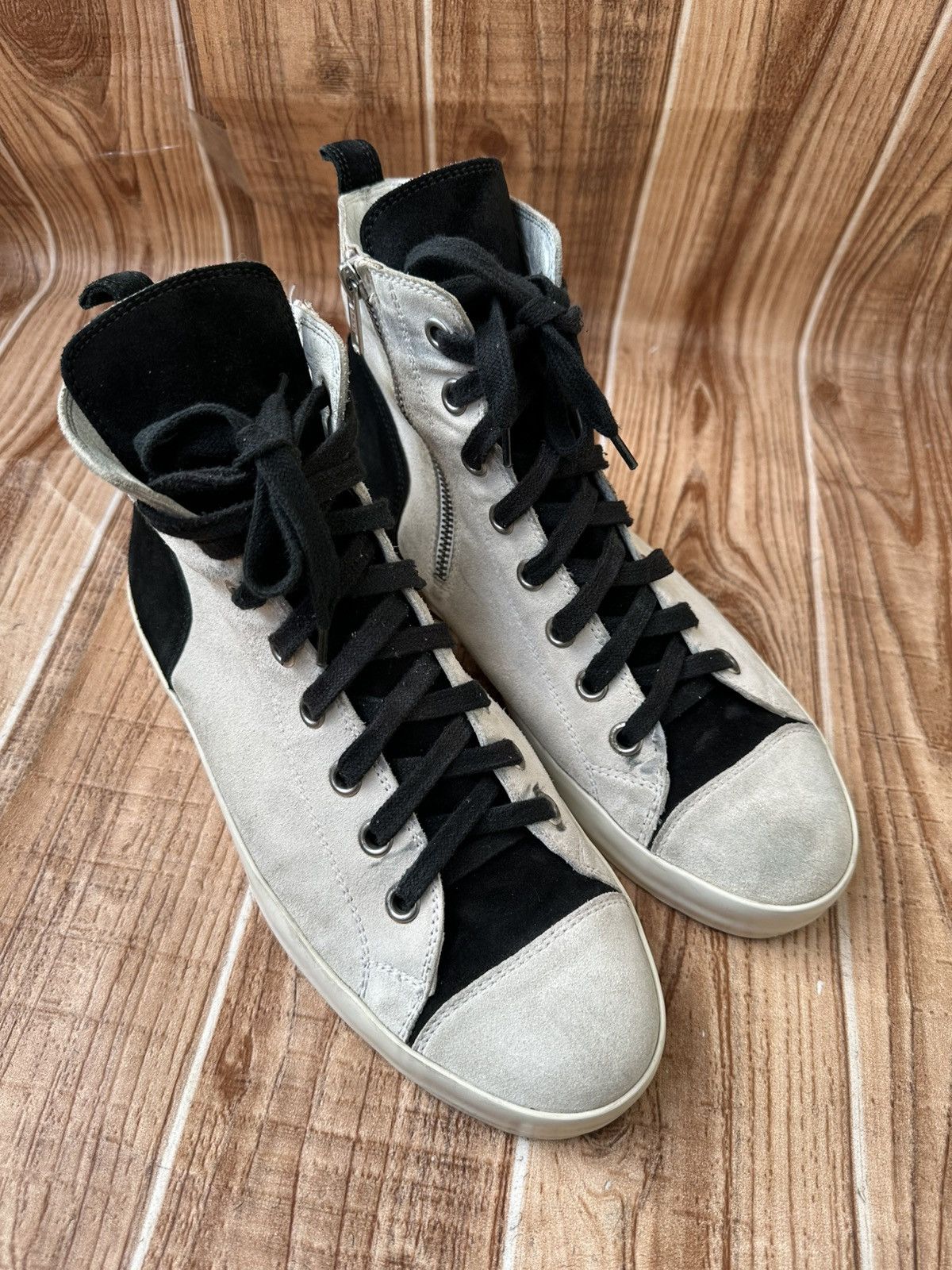 Ann Demeulemeester Ann D Scamocciato Hightop Sneaks Suede Hightops Size US 8 / EU 41 - 2 Thumbnail