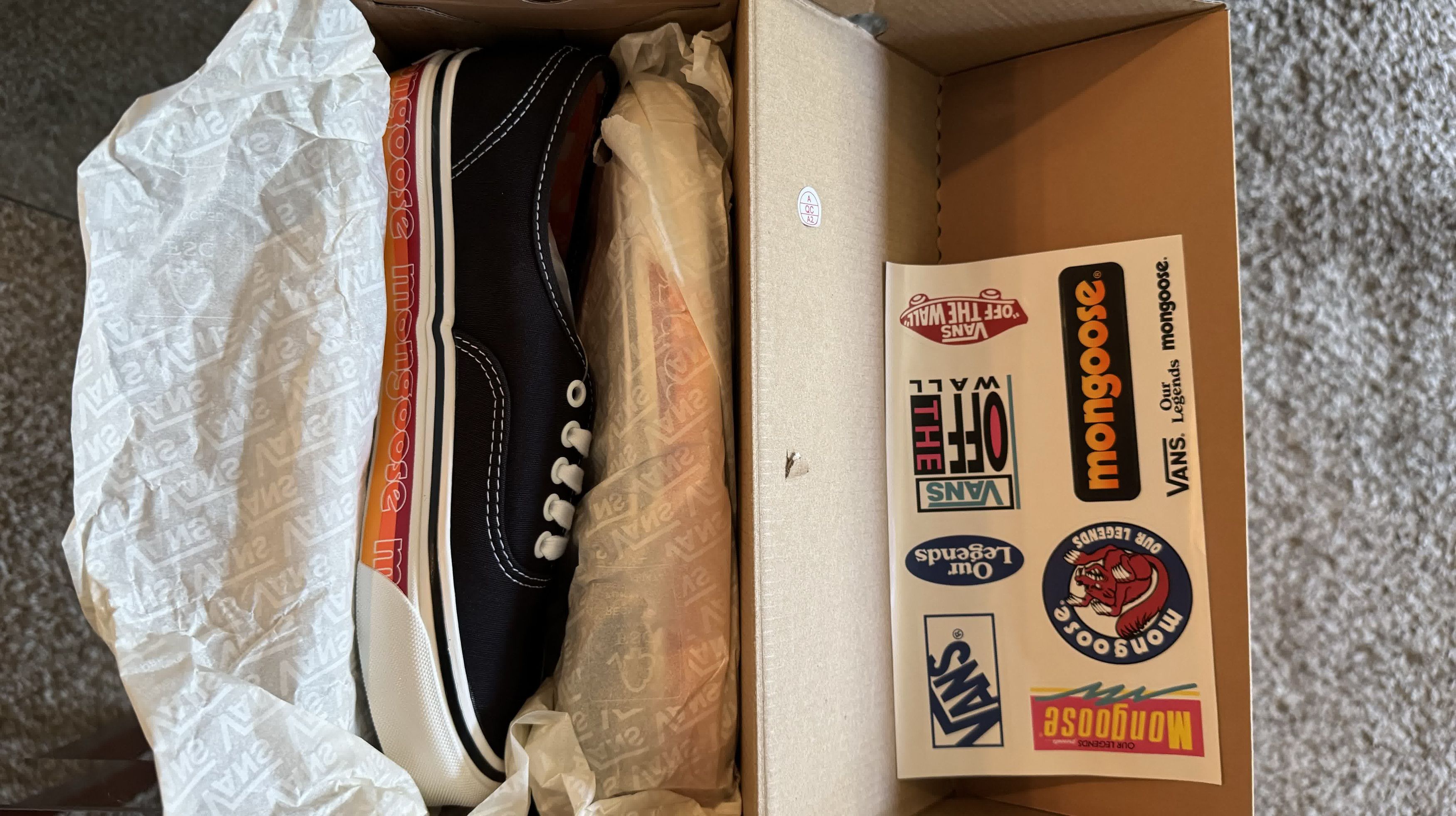 Vans *RARE* VANS AUTHENTIC 44 MONGOOSE ANAHEIM VAULT VN0A4BVYBLK Size US 9 / EU 42 - 12 Thumbnail