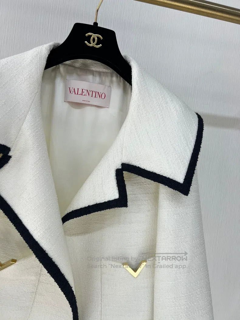 Valentino Valentino A metal jacket with black edges and white lapels Size M / US 6-8 / IT 42-44 - 4 Thumbnail