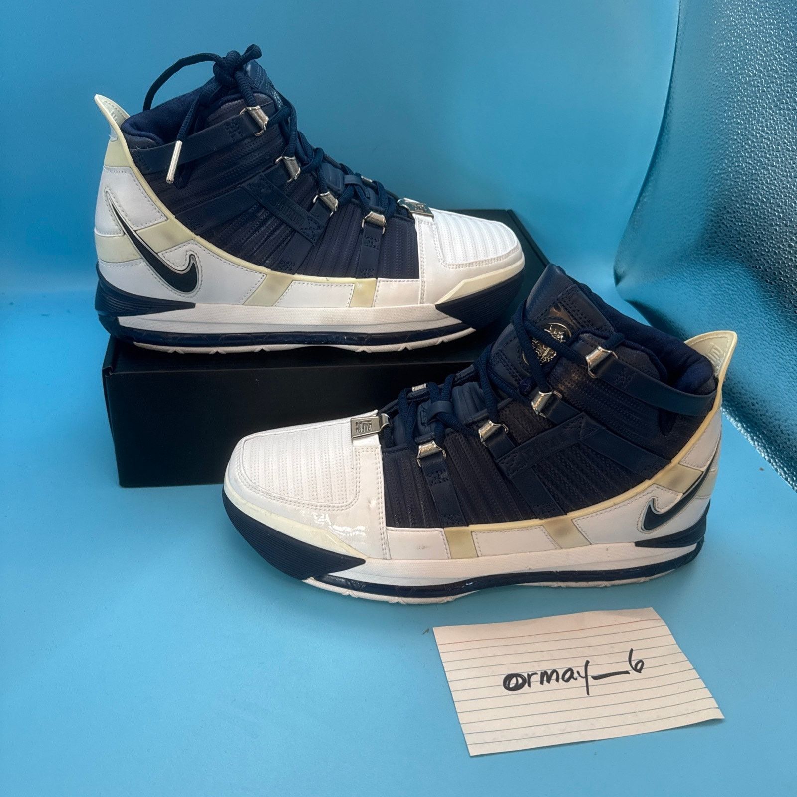 Nike Nike Zoom Lebron III Midnight Navy m8.5 w10 Size US 8.5 / EU 41-42 - 3 Thumbnail