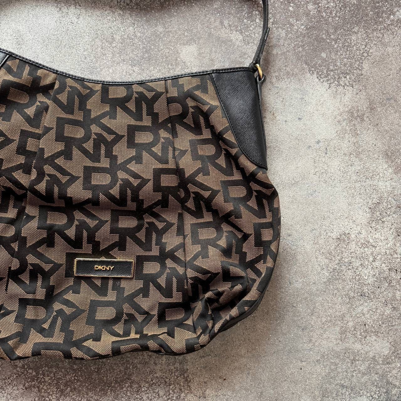 DKNY DKNY by Donna Karan Iconic Vintage 2000’s Shoulder Bag Y2K Size ONE SIZE - 4 Thumbnail