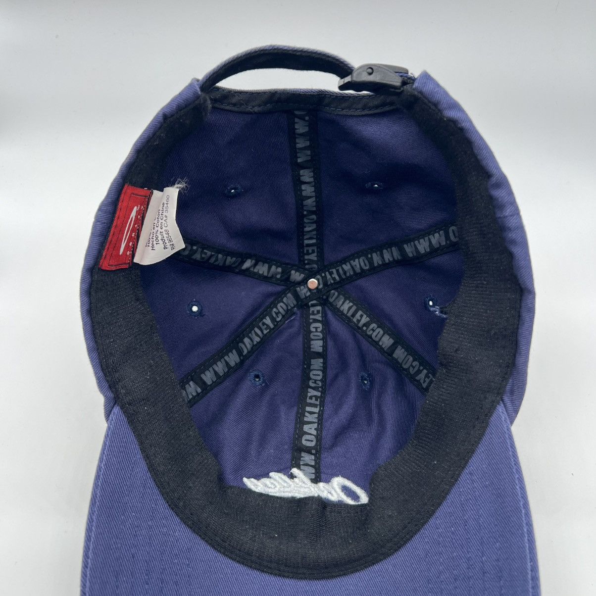 Oakley Rare Oakley Hat Navy Blue Vintage Red Label Y2K Baseball Cap Size ONE SIZE - 8 Thumbnail