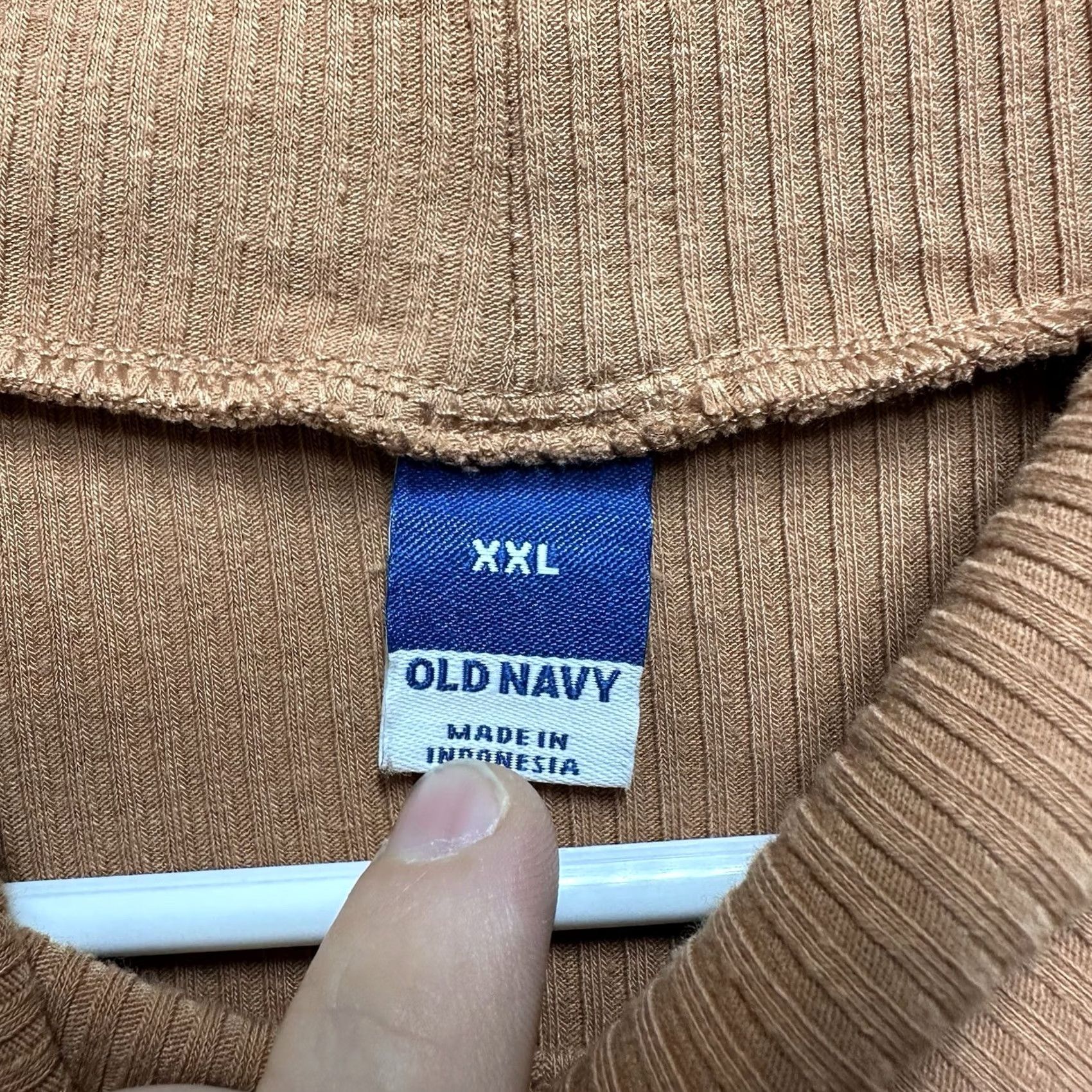 Old Navy Old Navy Shirt Womens 2XL Tan Beige Rib-knit Turtleneck Long Sleeve Stretch EUC Size XXL / US 16-18 / IT 52-54 - 5 Thumbnail