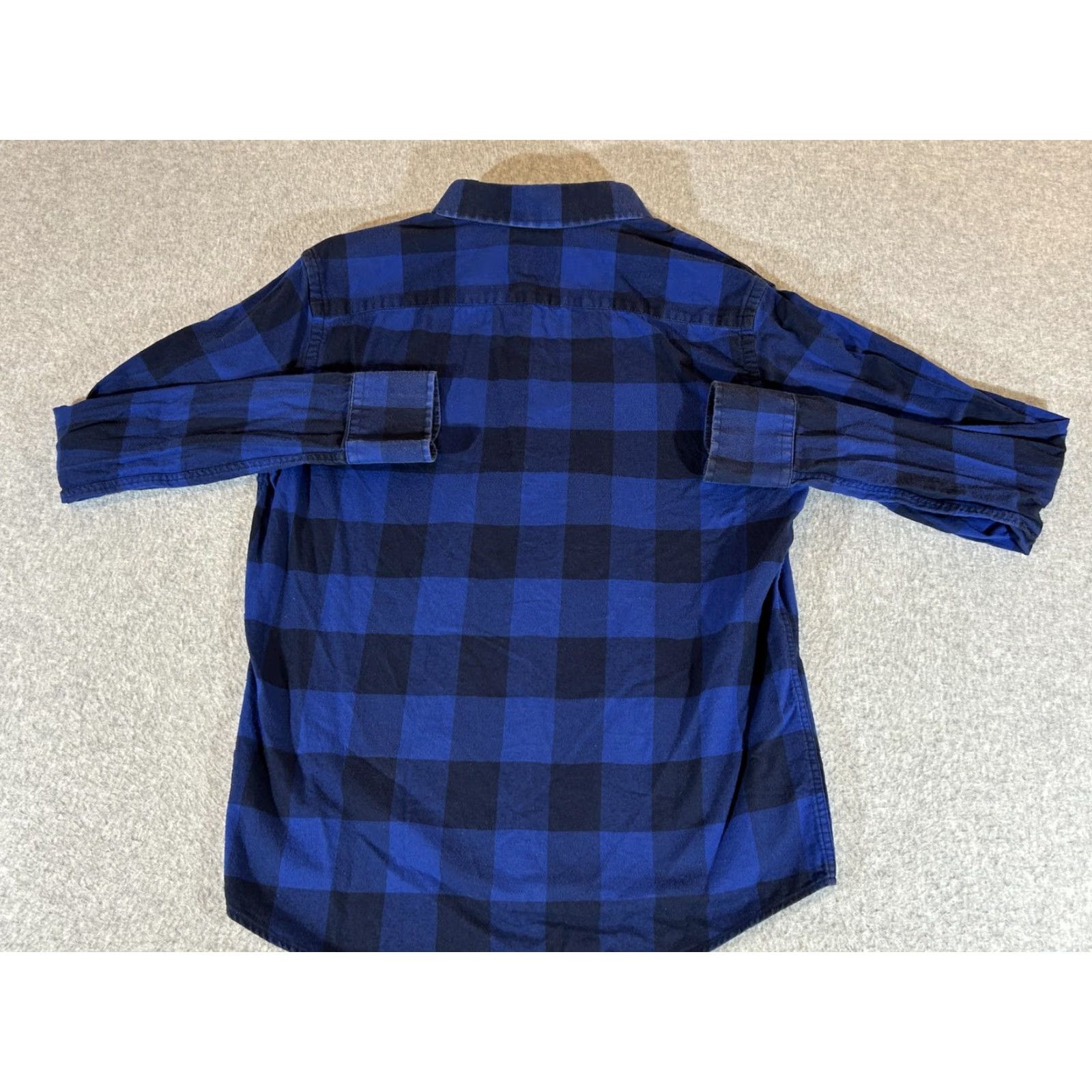 UNTUCKit UNTUCKit Shirt Mens Small Blue Buffalo Plaid Flannel Button Long Sleeve Slim Fit Size US S / EU 44-46 / 1 - 8 Thumbnail
