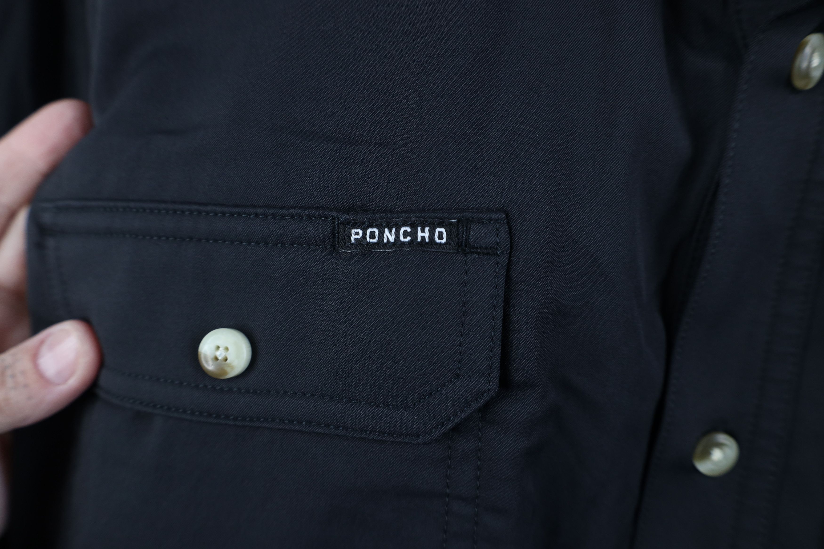 Vintage Poncho Fit Magnetic Pocket Short Sleeve Button Shirt Black Size US XL / EU 56 / 4 - 4 Thumbnail