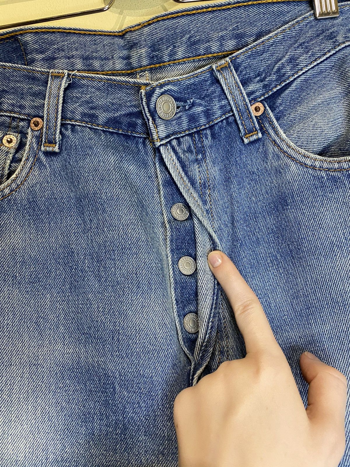 Levi's Levi’s 501 | vintage | 1998 | W32 L32 Size 32" / US 10 / IT 46 - 5 Thumbnail