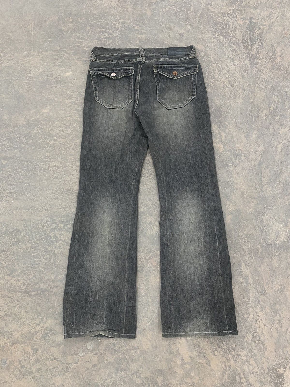 Le Grande Bleu (L.G.B.) UNIQLO JAPAN FLARE JEANS WASH BLACK LGB BOOTCUT 90s PANTS Size US 32 / EU 48 - 9 Thumbnail