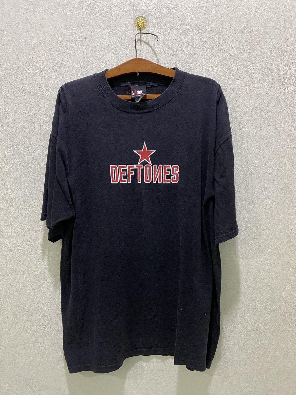 Band Tees DEFTONES SOVIET STAR RARE 90s Size US XL / EU 56 / 4 - 2 Thumbnail