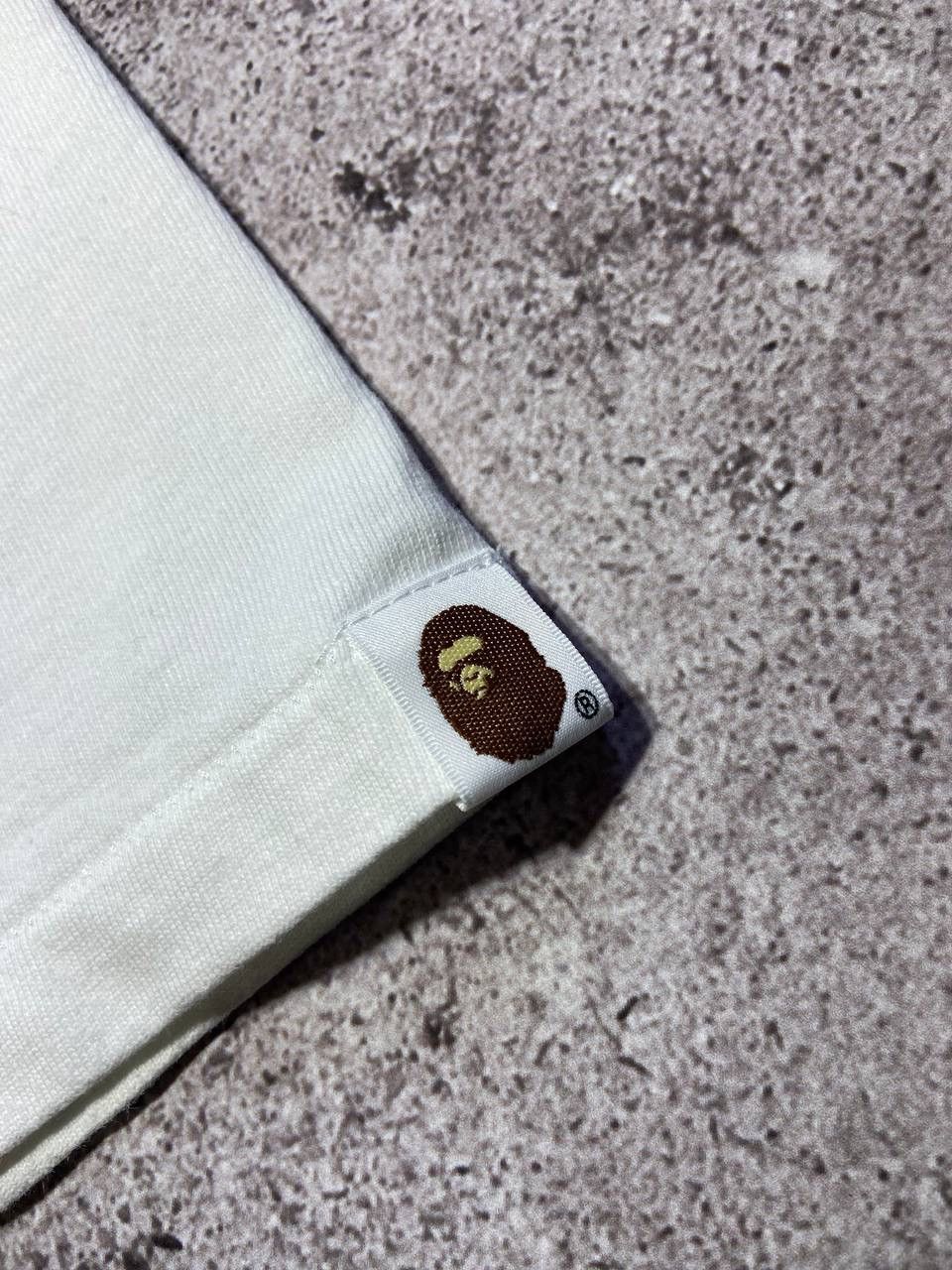 Bape Bape White Streetwear Printed T-Shirt Big Logo y2k Size US L / EU 52-54 / 3 - 5 Thumbnail