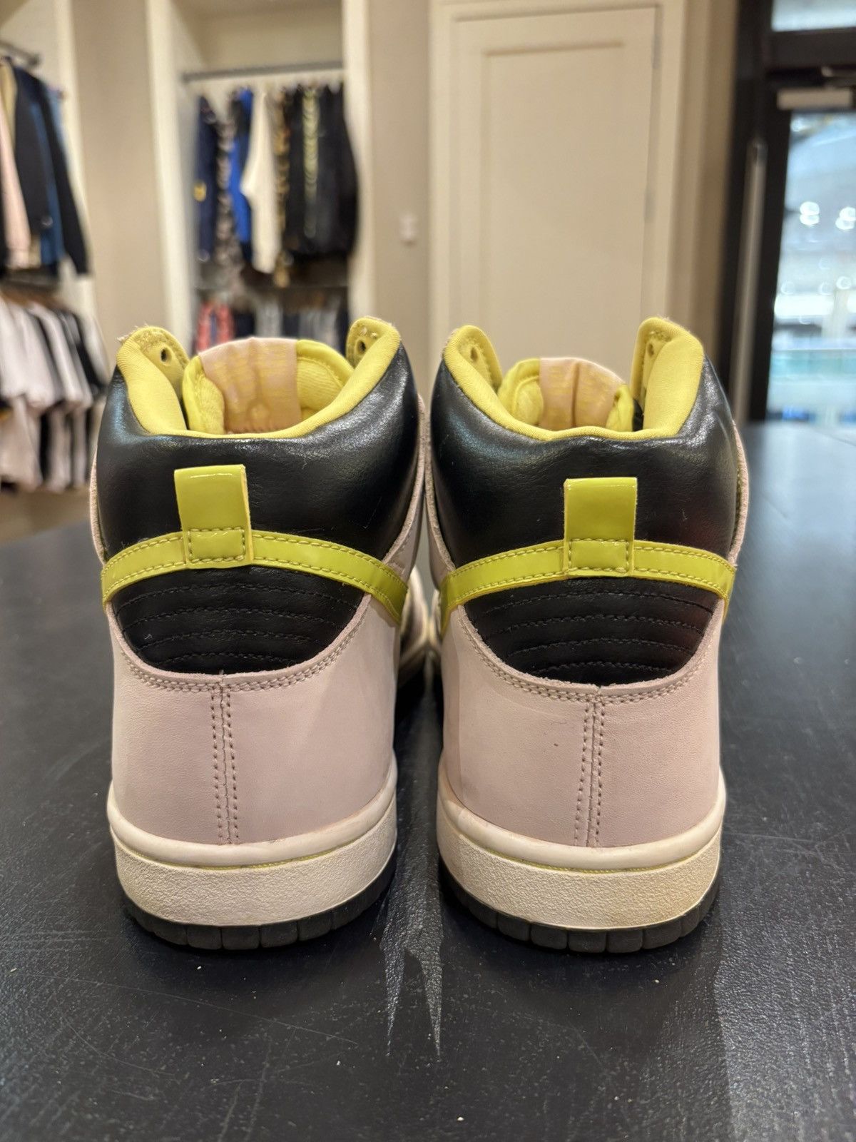 Nike Nike SB Dunk High Miss Piggy Size US 11.5 / EU 44-45 - 6 Thumbnail