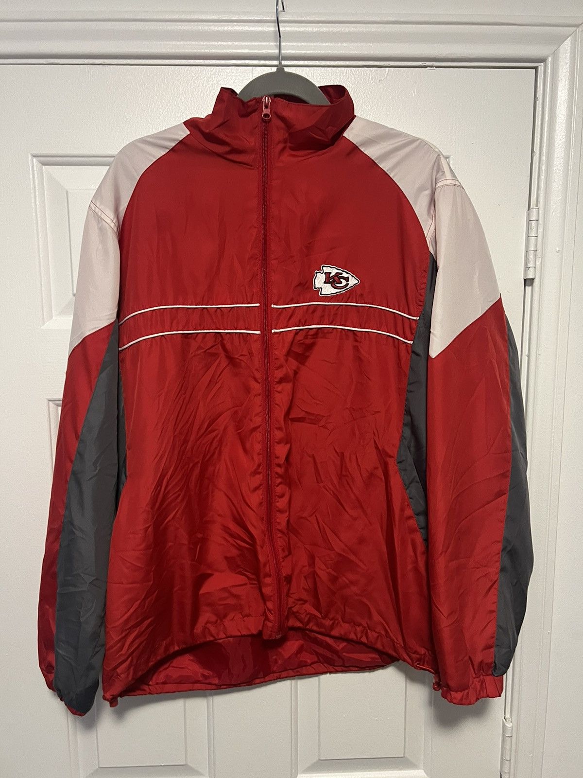NFL Red and white Kansas City Chiefs Vintage windbreaker jacket Size US L / EU 52-54 / 3 - 2 Thumbnail