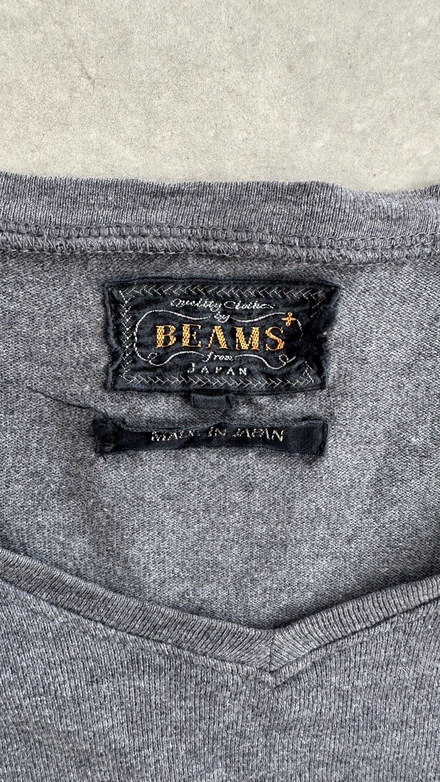 Vintage BEAMS PLUS V NECK LONG SLEEVE TEE Size US M / EU 48-50 / 2 - 2 Thumbnail