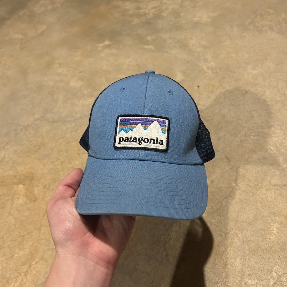 Patagonia Patagonia Fitz Roy Mountain Logo Patch Mesh Back Trucker Hat Size ONE SIZE - 2 Thumbnail