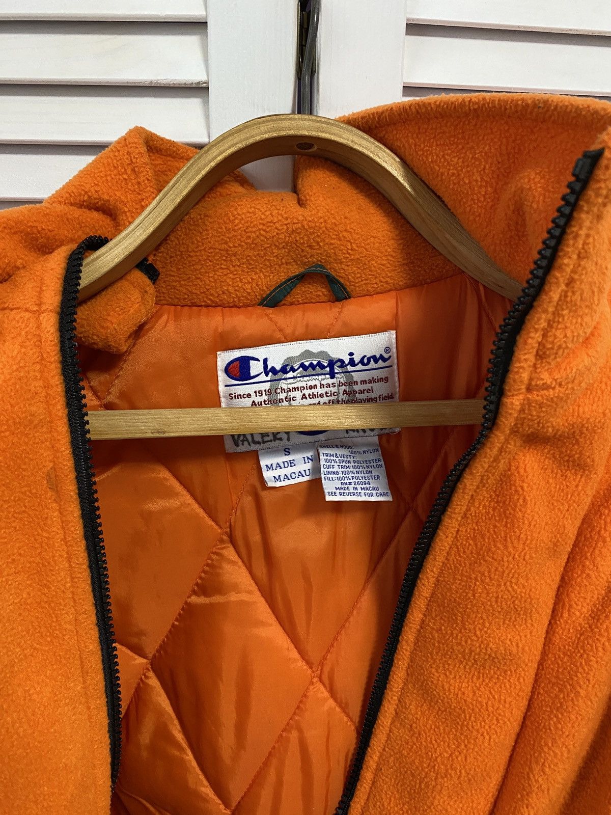 Champion × NBA × Vintage ♥️ Vintage 90s Jacket Champion MIAMI Back Logo Big Dolphins Size US L / EU 52-54 / 3 - 11 Thumbnail