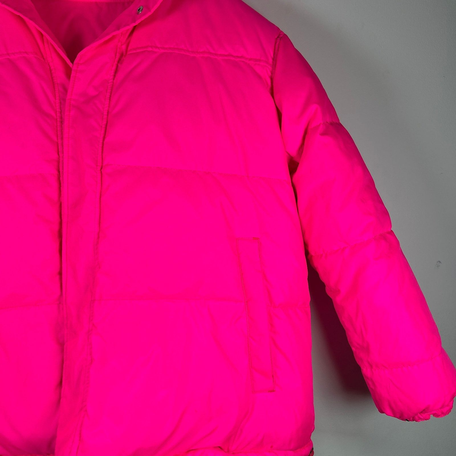 Vetements Vetements Techncial Hot Pink Puffer Size L Size US L / EU 52-54 / 3 - 2 Thumbnail