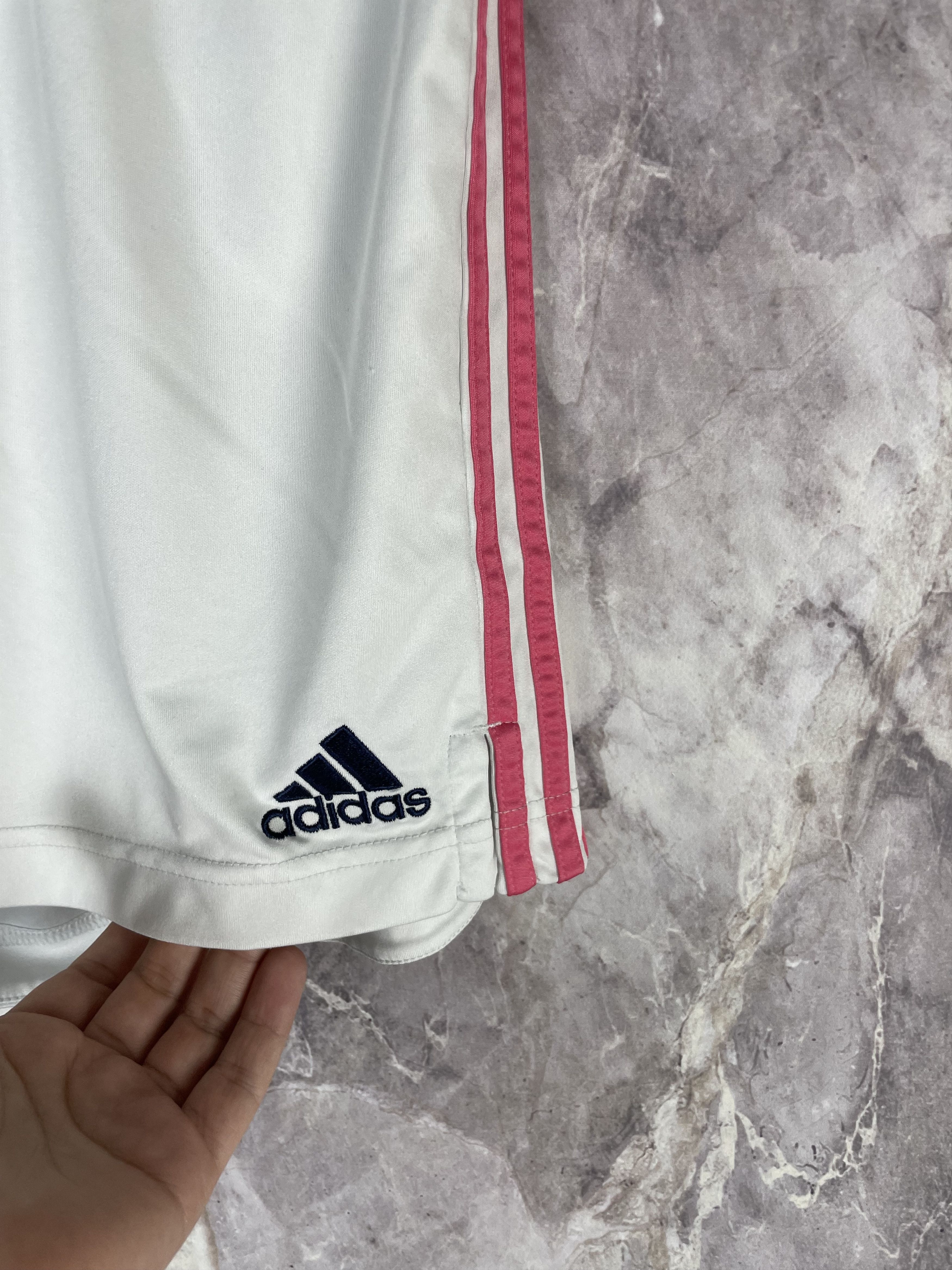 Adidas Real Madrid Adidas Soccer Shorts Size US 32 / EU 48 - 4 Thumbnail