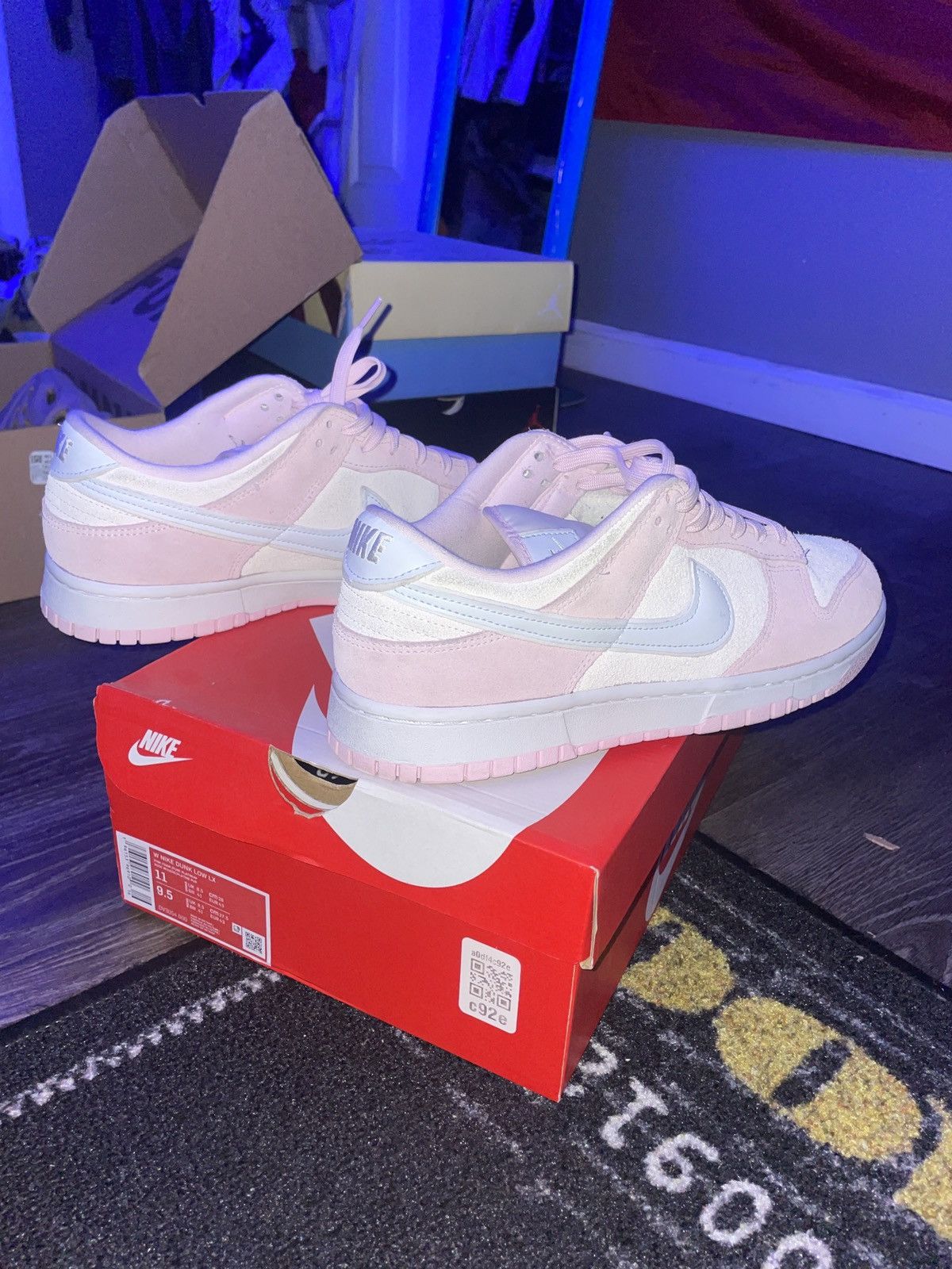 Nike Nike dunk low LX Size US 9.5 / EU 42-43 - 3 Thumbnail