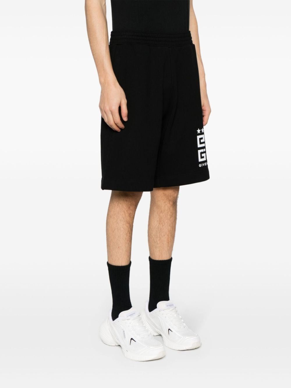 Givenchy oc11z0725 Short in Black Size US 32 / EU 48 - 3 Thumbnail
