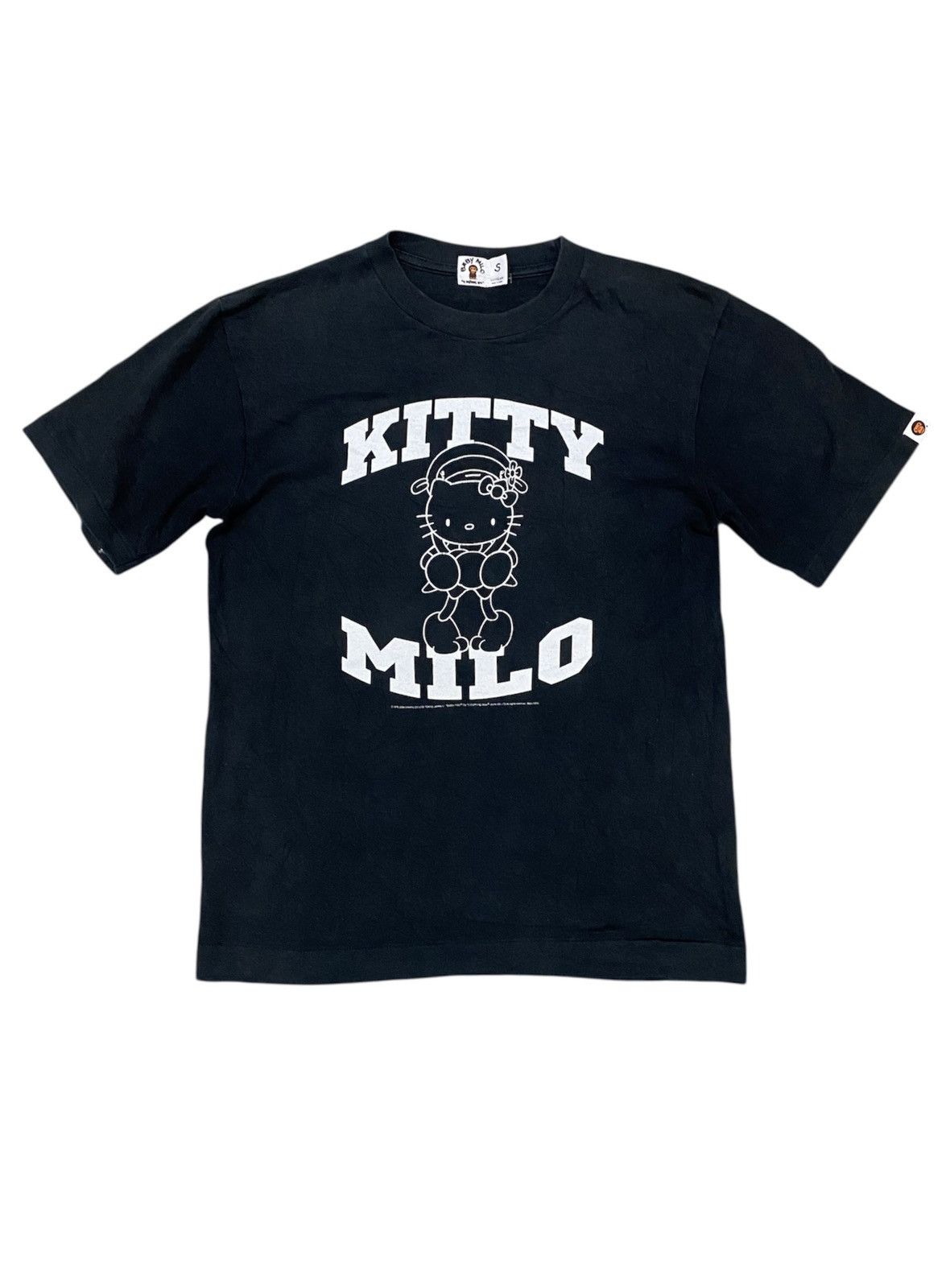 Bape 2006 Bape Baby Milo X Hello Kitty tee Size US S / EU 44-46 / 1 - 1 Thumbnail