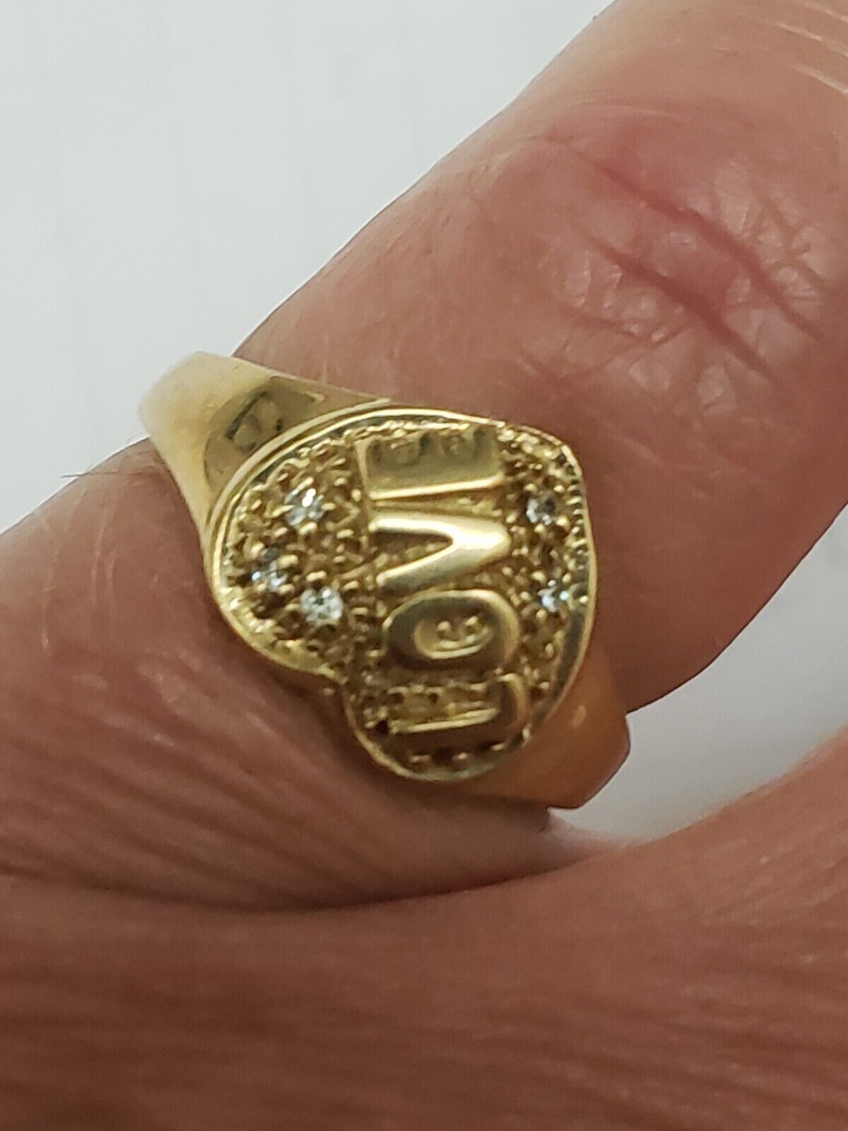Other Estate Vintage 10K Yellow Gold 5- Diamonds "Love" Ring Size ONE SIZE - 8 Thumbnail