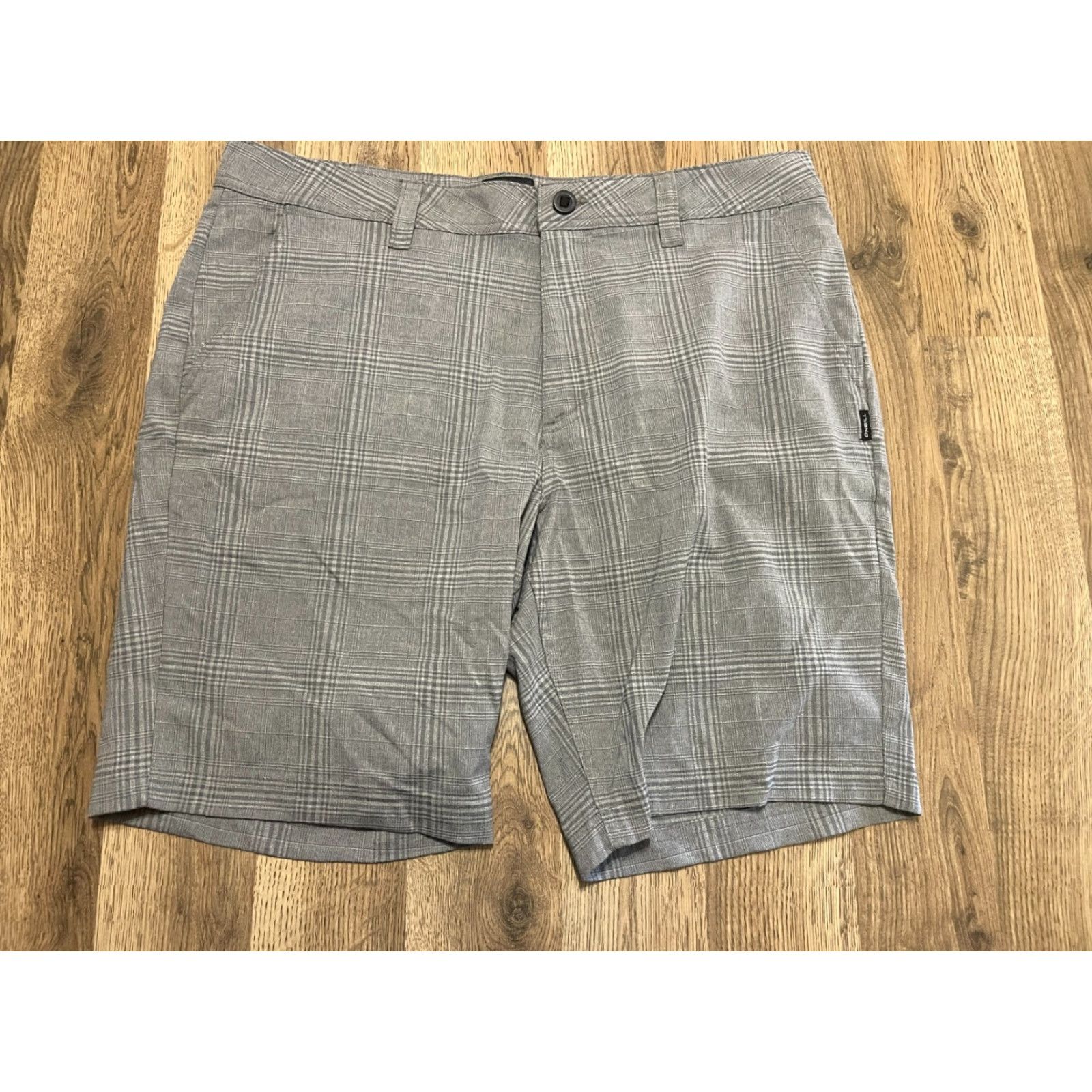 O'Neill O'Neill Men's Shorts Plaid Gray Regular Fit 36 Casual Chino Flat Front Free Return Mens Size US 36 / EU 52 - 2 Thumbnail