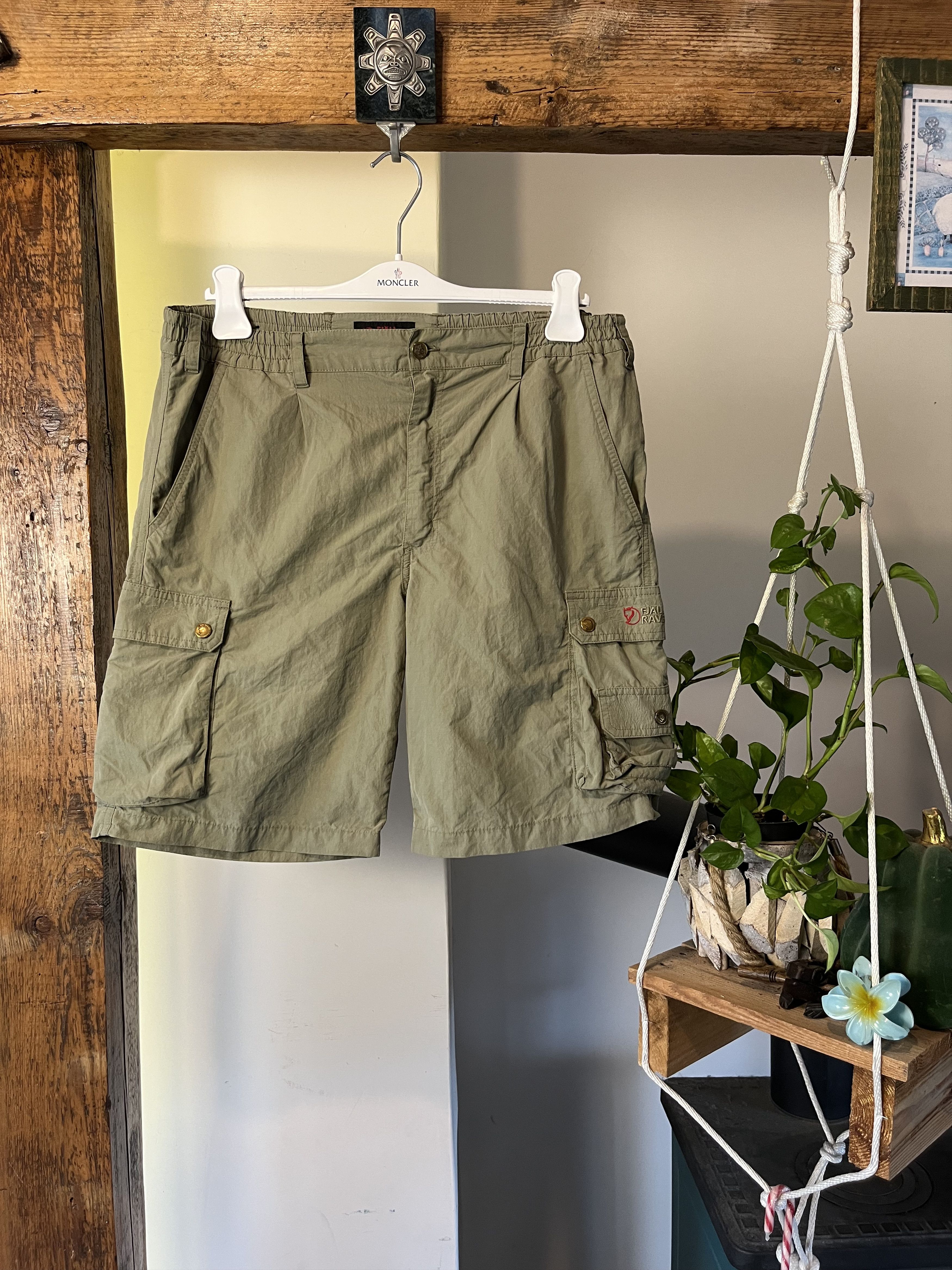 Fjallraven Vintage 90s Fjallraven Cargo Khaki Pants Size US 32 / EU 48 - 1 Thumbnail