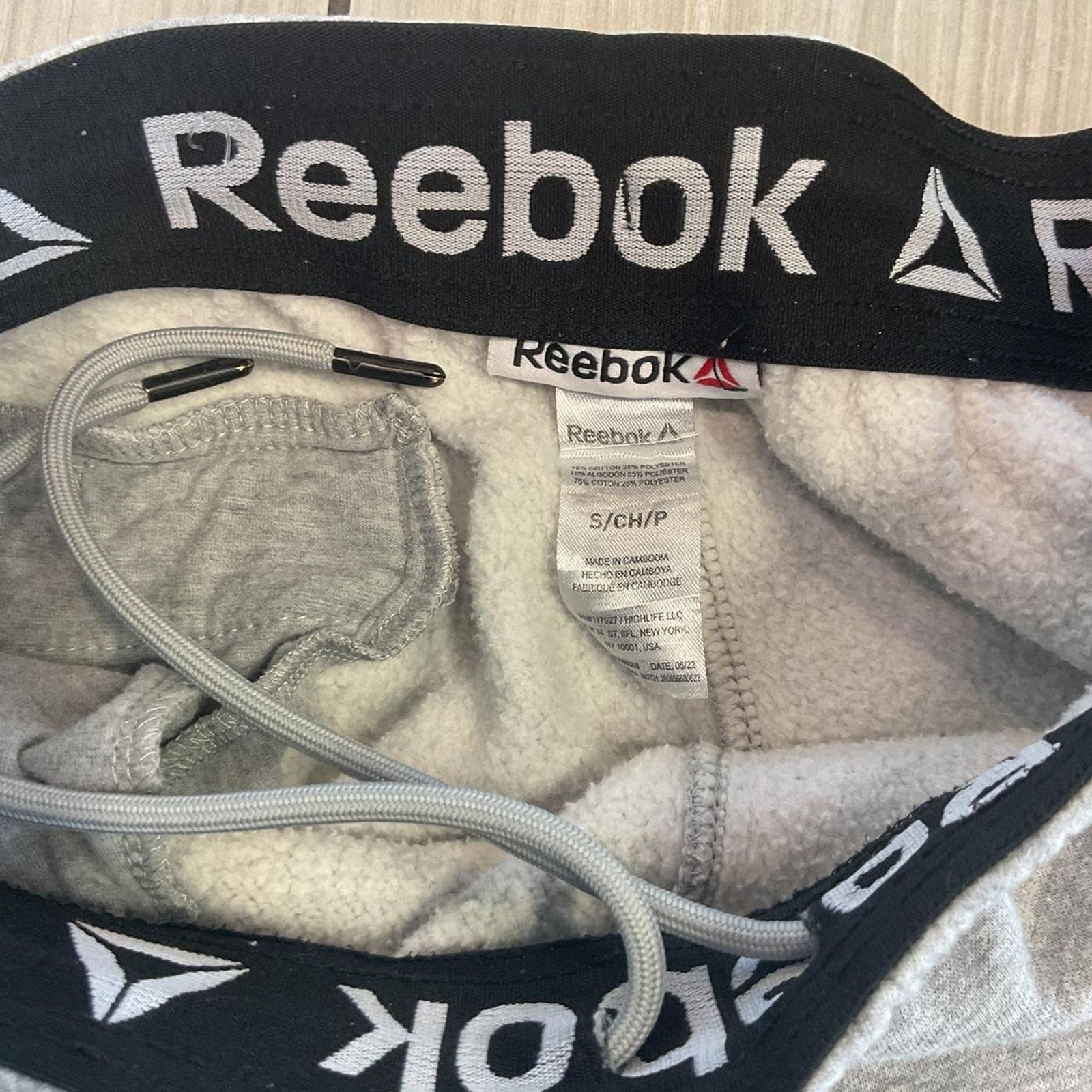 Reebok Reebok Gray Sweatpants Size US 30 / EU 46 - 4 Thumbnail