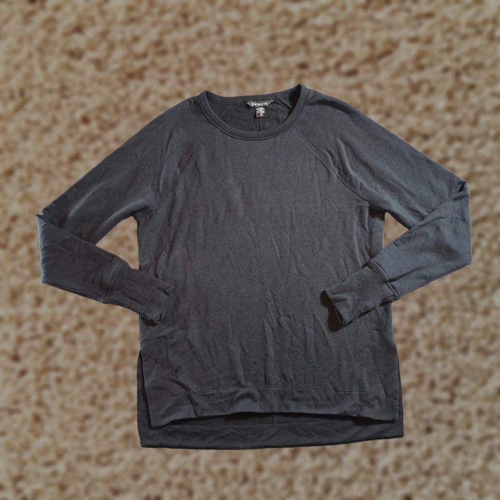 Athleta Athleta Sweater Women Size Small Black Long Sleeve Sweatshirt Top Casual Basic Size S / US 4 / IT 40 - 1 Thumbnail