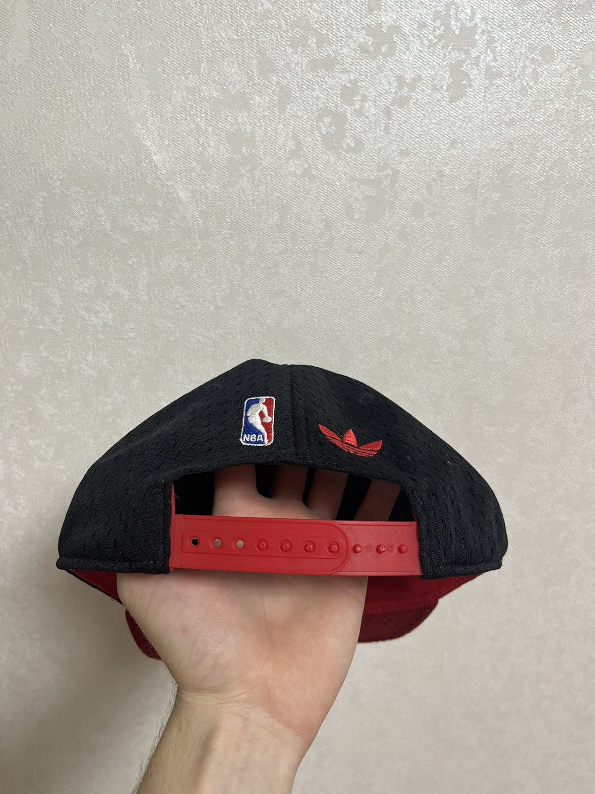 Adidas × NBA × Vintage Adidas NBA Chicago Bulls Vintage Snapback Size ONE SIZE - 3 Thumbnail