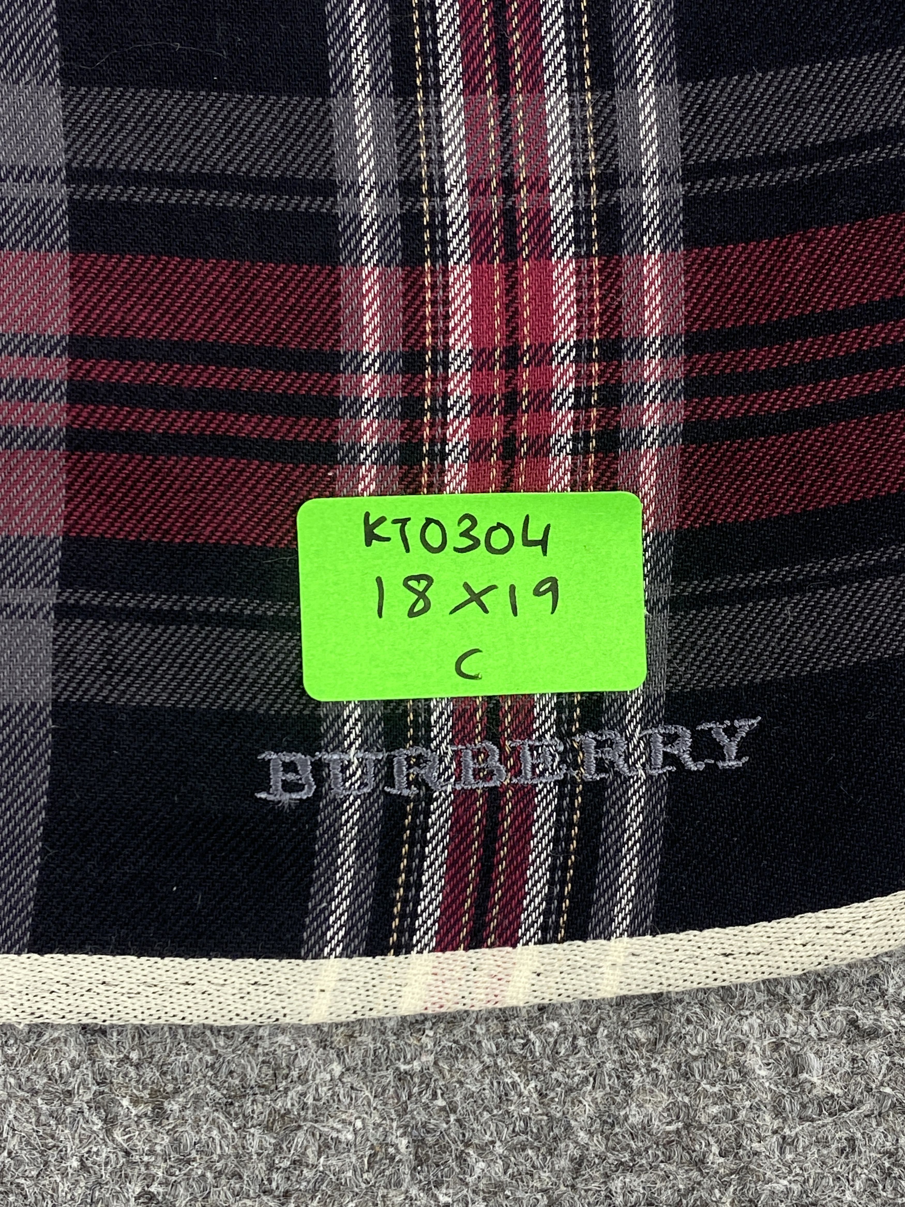 Burberry Vintage Burberry Handkerchief / Neckerchief KT0304 Size ONE SIZE - 8 Thumbnail