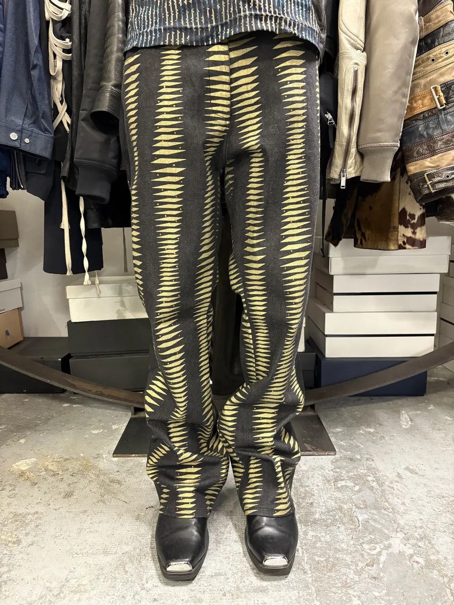 Iceberg 2000s Iceberg Black & Yellow Striped Irregular Faux Leather Pants Size US 30 / EU 46 - 4 Thumbnail