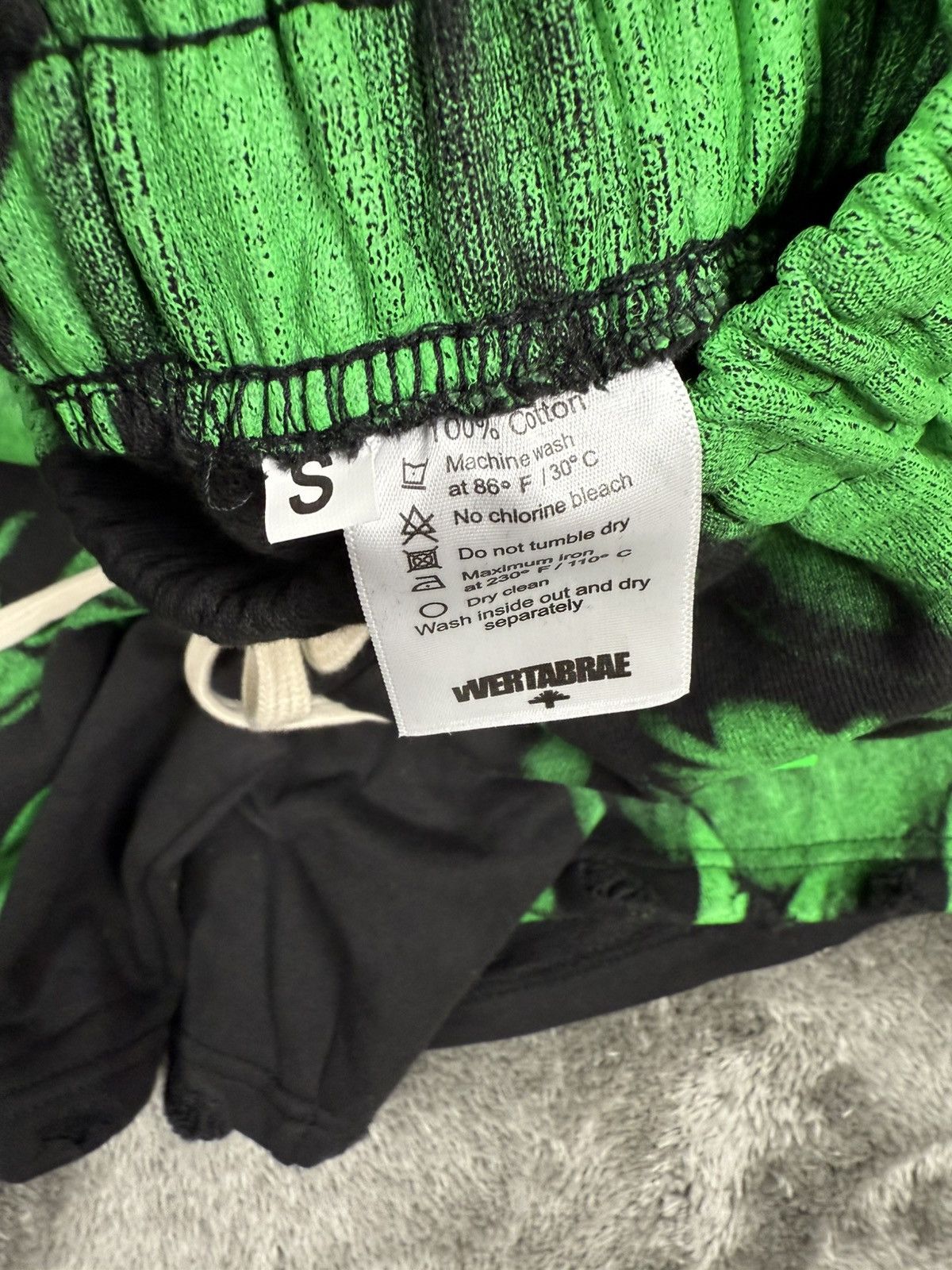 Vertabrae Vertabrae Skull Face Shorts Green/Black Size US 28 / EU 44 - 3 Thumbnail