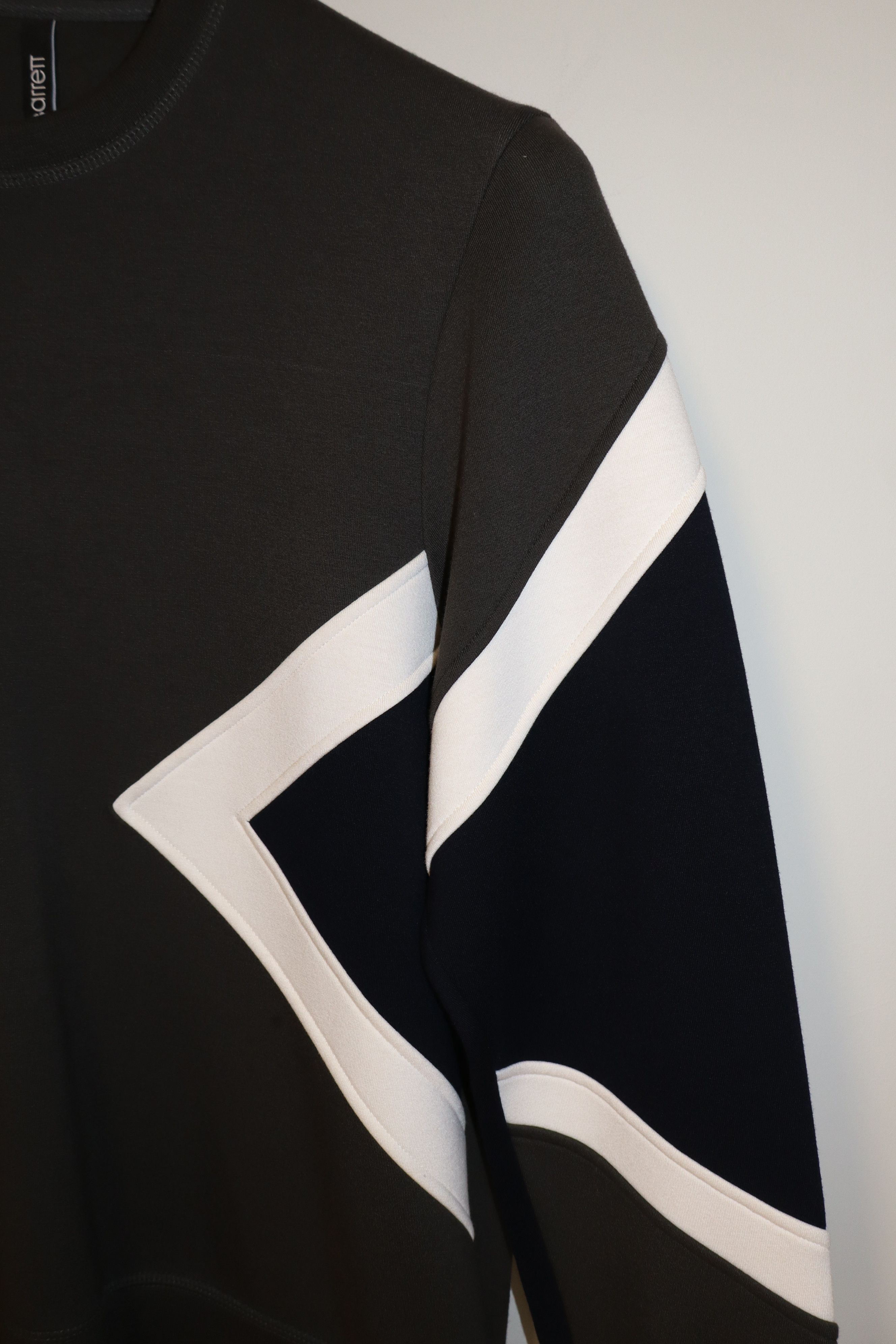 Neil Barrett Modernist neoprene sweatshirt Size US XS / EU 42 / 0 - 2 Thumbnail