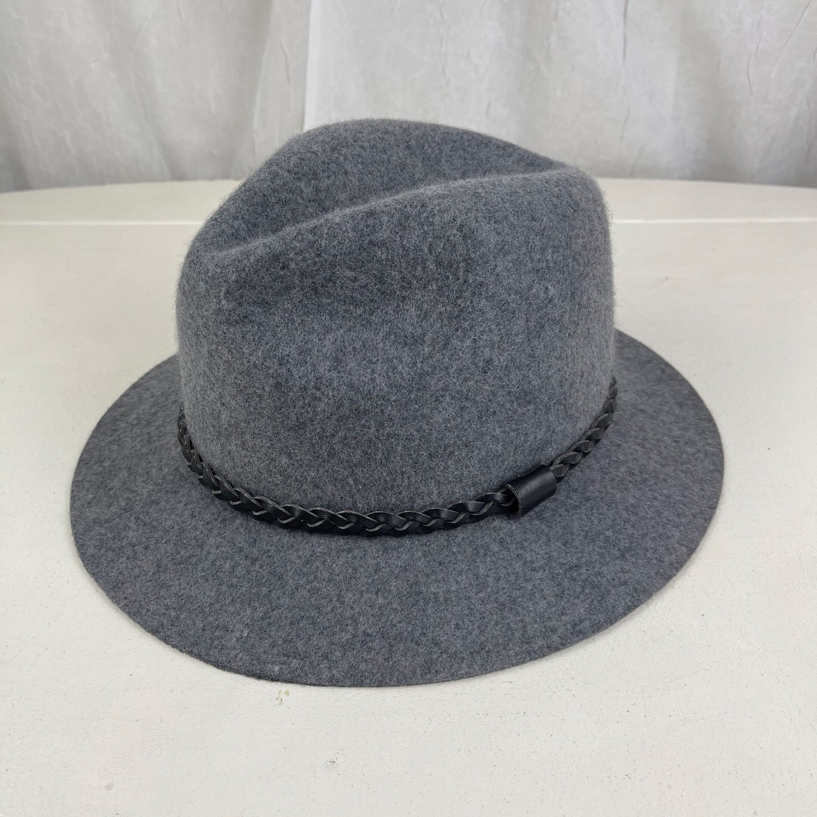 Forever 21 Grey Felt Fedora Hat Short Brim Black Faux Leather Band Size ONE SIZE - 7 Thumbnail