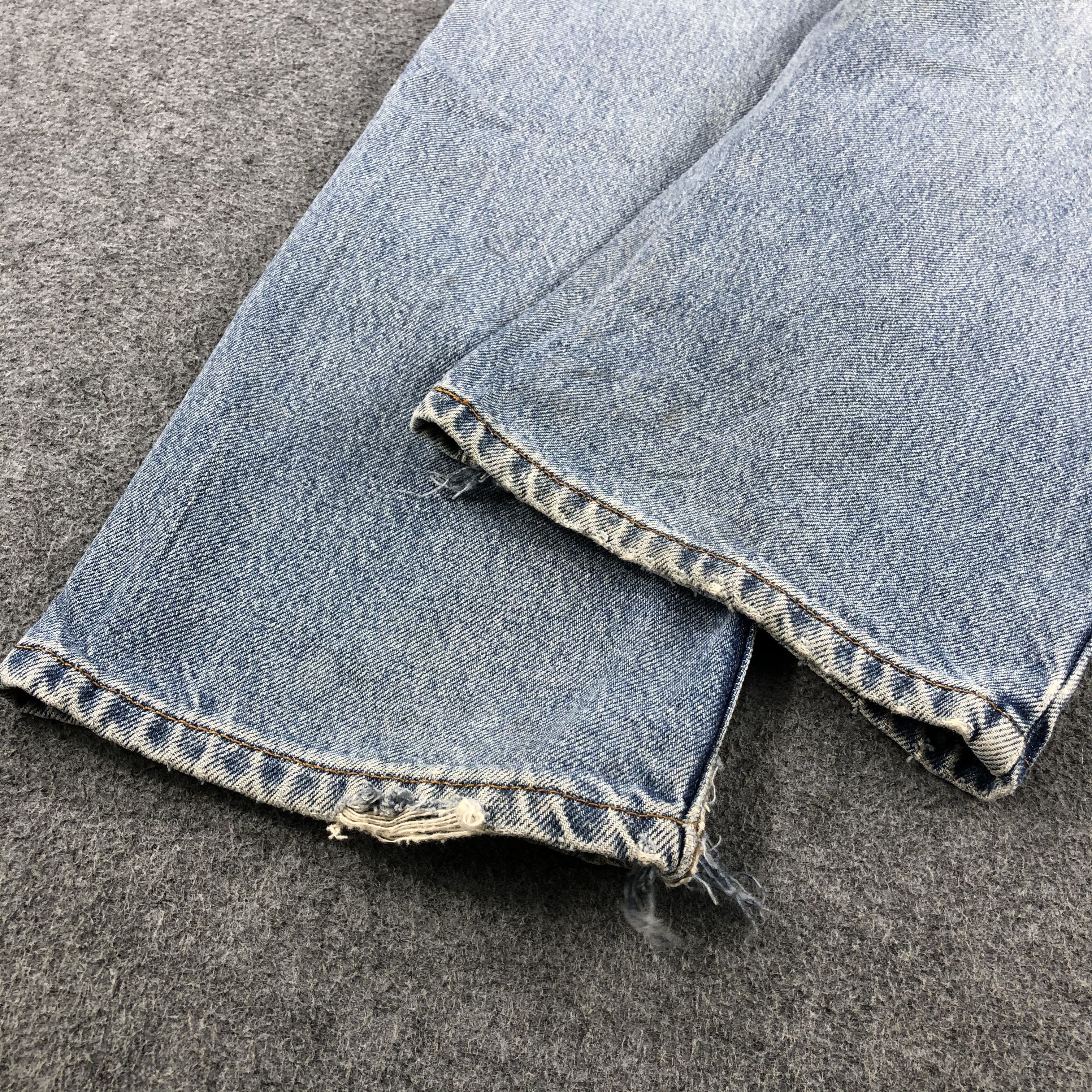 Levi's Vintage Light Wash Levis 505 Jeans-J2048 Size US 35 - 6 Thumbnail