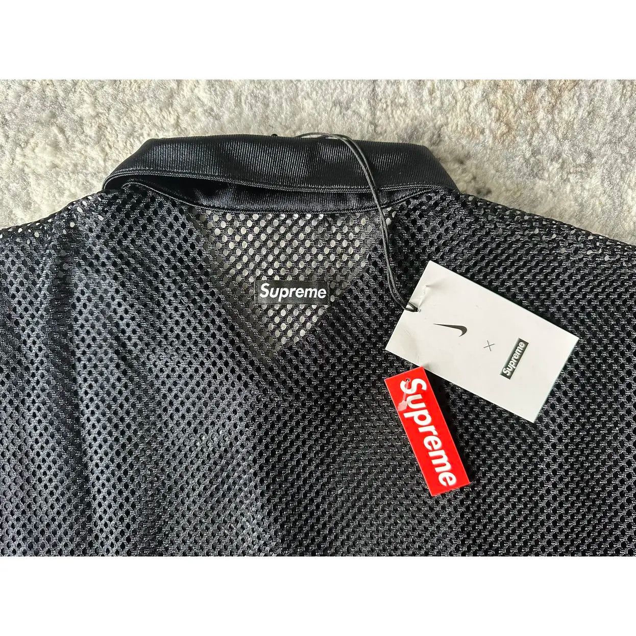 Supreme SUPREME x NIKE MESH S/S SHIRT Size US L / EU 52-54 / 3 - 3 Thumbnail