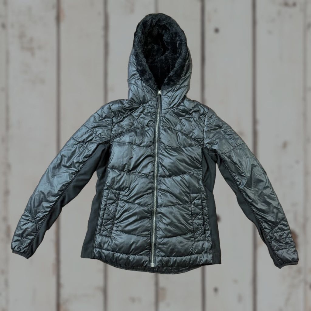 Marmot Marmot Womens Jacket S Black Down Puffer Hooded Full Zip 700 Fill Lightweight Casual Travel Size S / US 4 / IT 40 - 1 Thumbnail