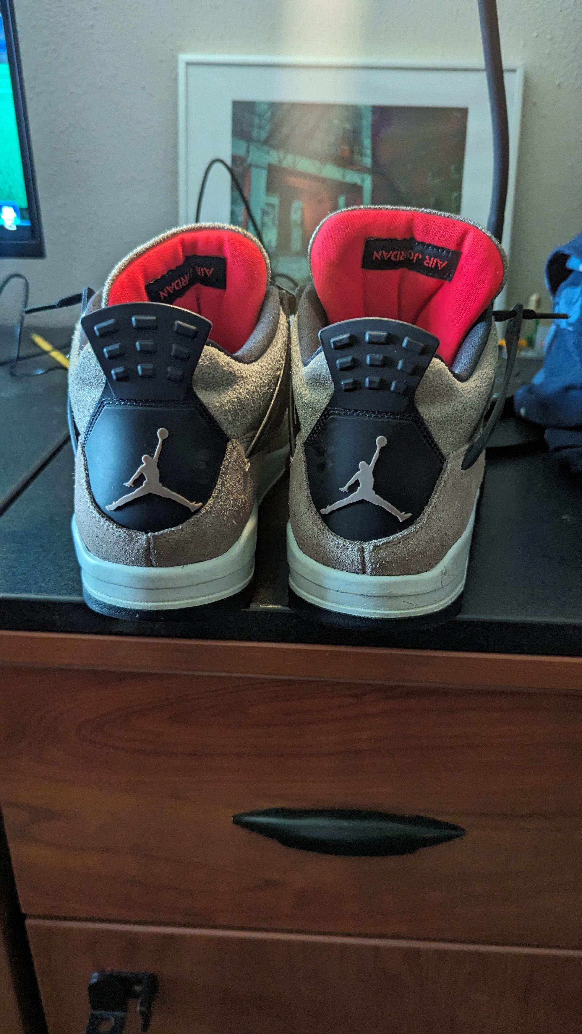 Jordan Brand Jordan 4 Taupe Haze Size US 11.5 / EU 44-45 - 2 Thumbnail