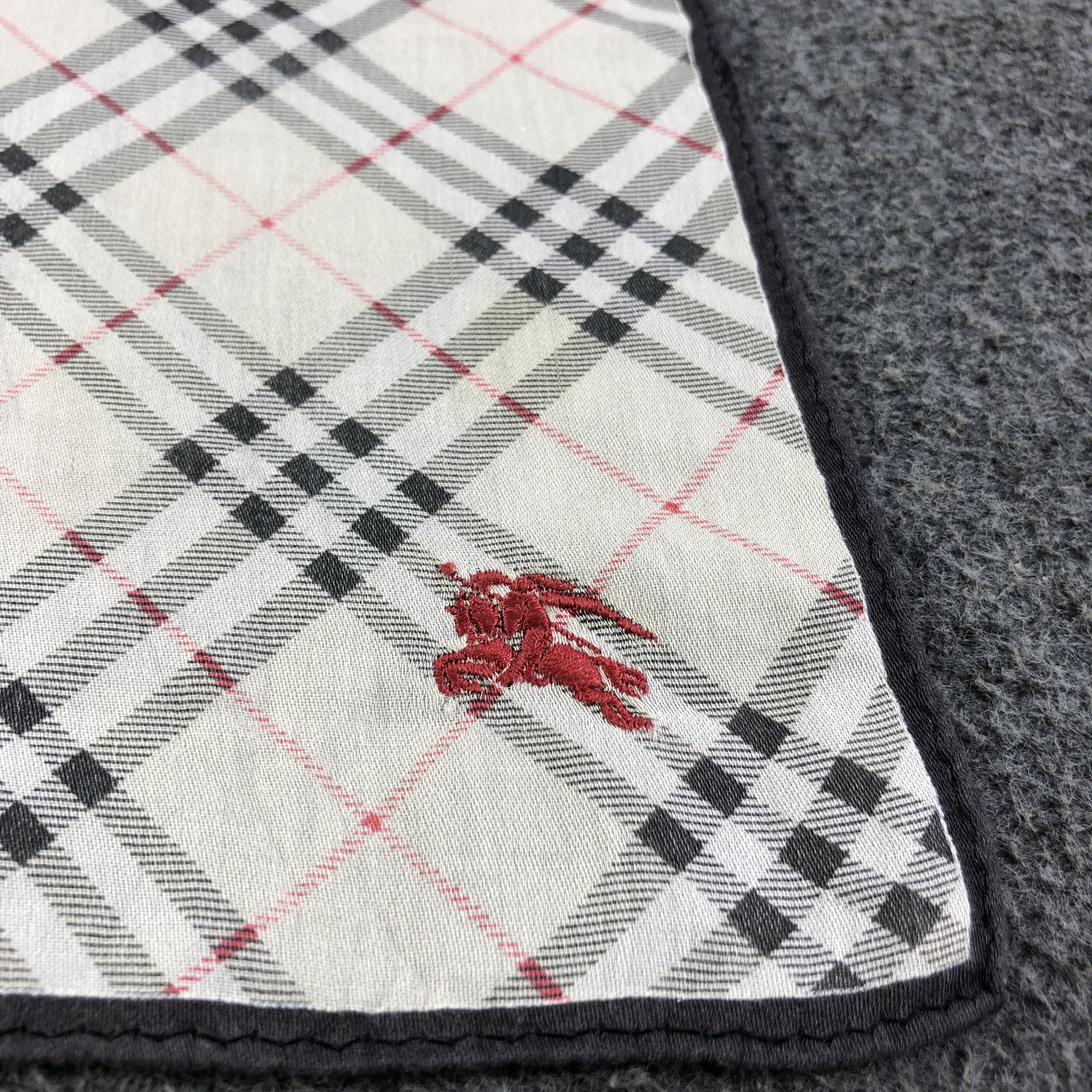 Burberry Burberry Nova Check Handkerchief Neckerchief Bandana H1445 Size ONE SIZE - 5 Thumbnail