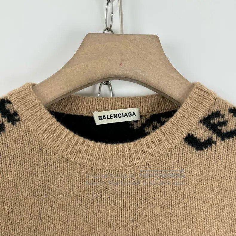 Balenciaga Balenciaga Full barrage camel-colored sweater Size US XS / EU 42 / 0 - 3 Thumbnail