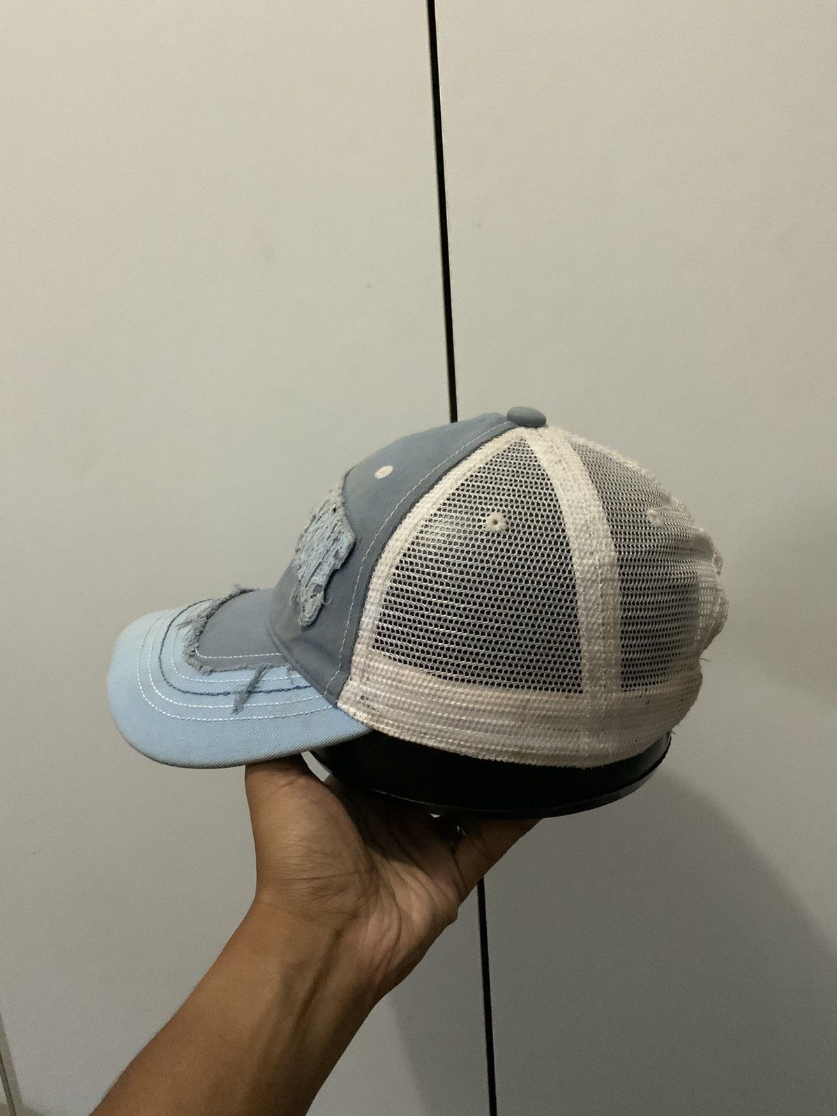 Japanese Brand Yellowstone Distressed Archive Fade Trucker Hat Size ONE SIZE - 3 Thumbnail