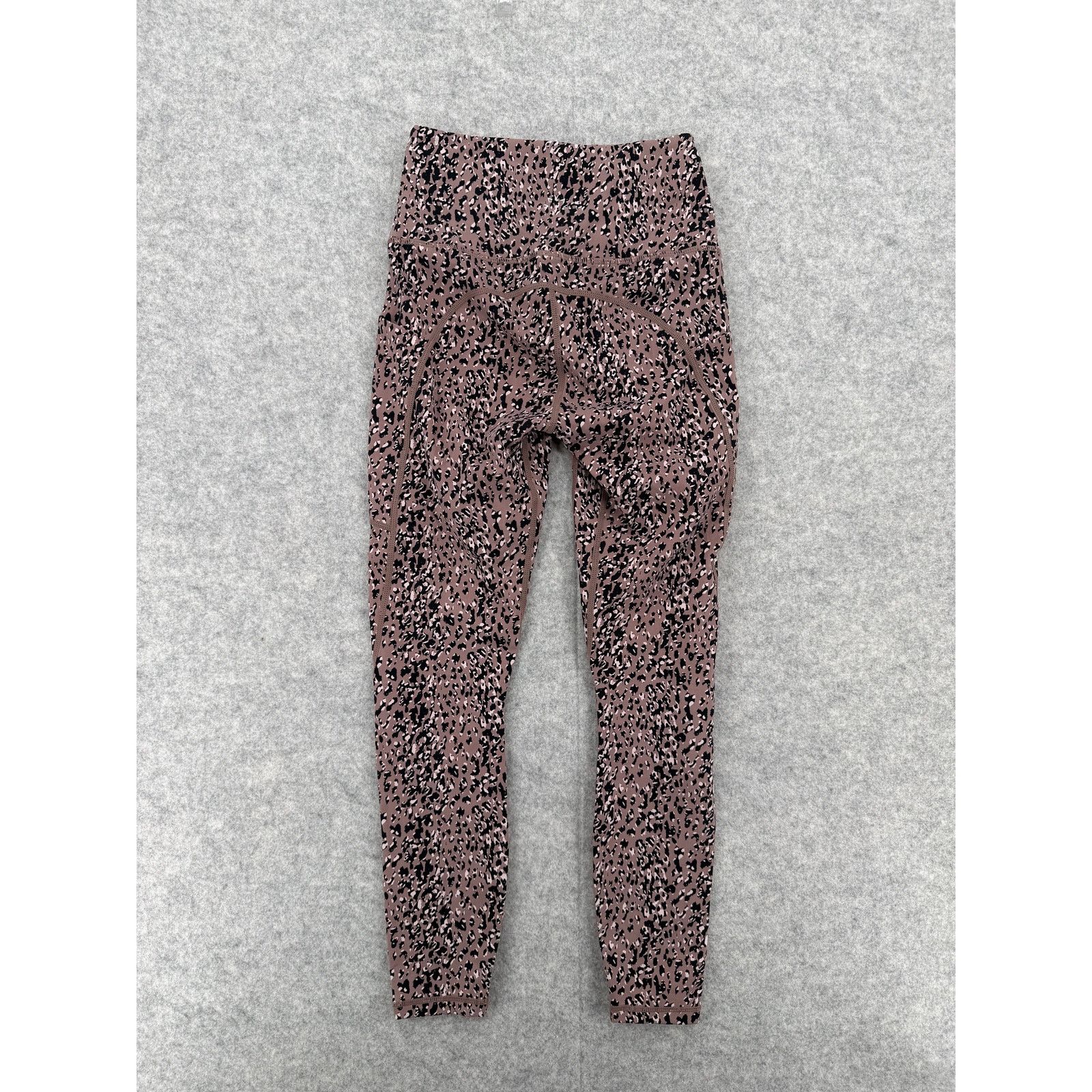 Varley NWT Varley Mix Speckle Animal Let's Go Pocket 2.0 Leggings Size 24" / US 00 / IT 34 - 6 Thumbnail