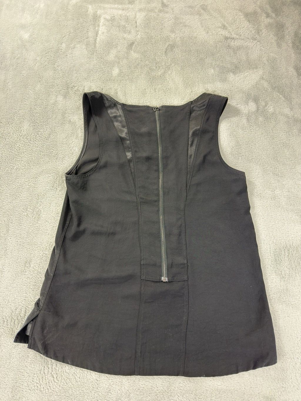 Helmut Lang Helmut Lang New York Women's Size Medium 90% Triacetate Size M / US 6-8 / IT 42-44 - 3 Thumbnail