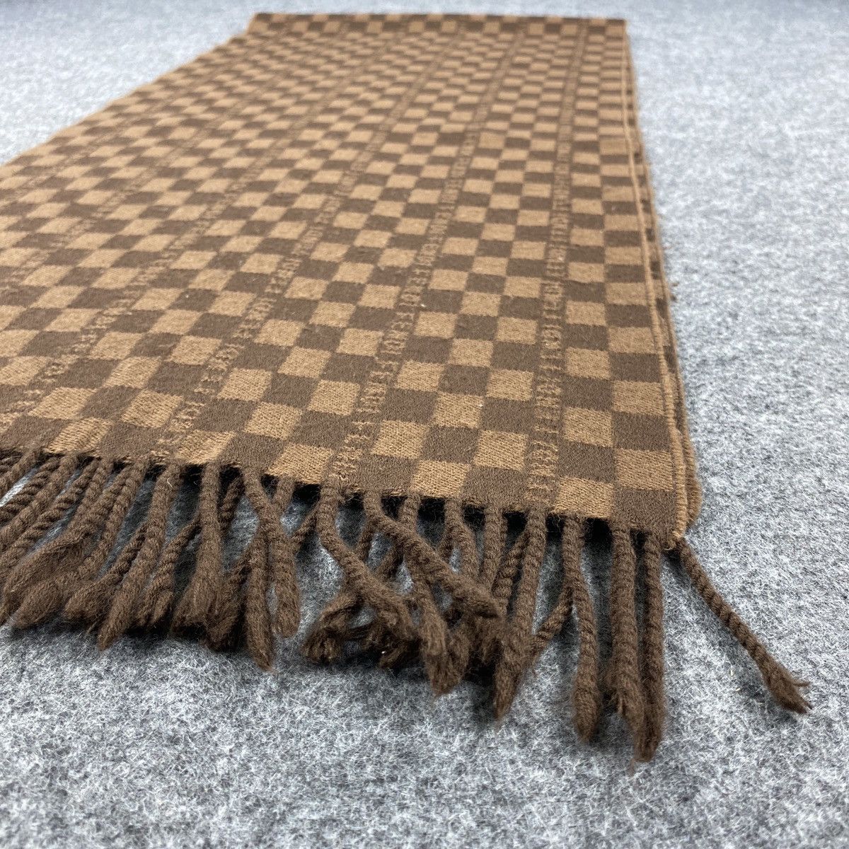 Fendi Fendi Scarf # D345 # Muffler # Neckwear Size ONE SIZE - 5 Thumbnail