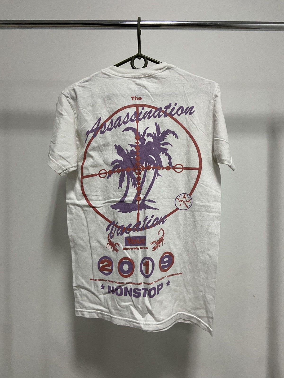 Drake × Rap Tees × Vintage Drake assassination vacation big logo hip hop rap t shirt Size US S / EU 44-46 / 1 - 1 Thumbnail