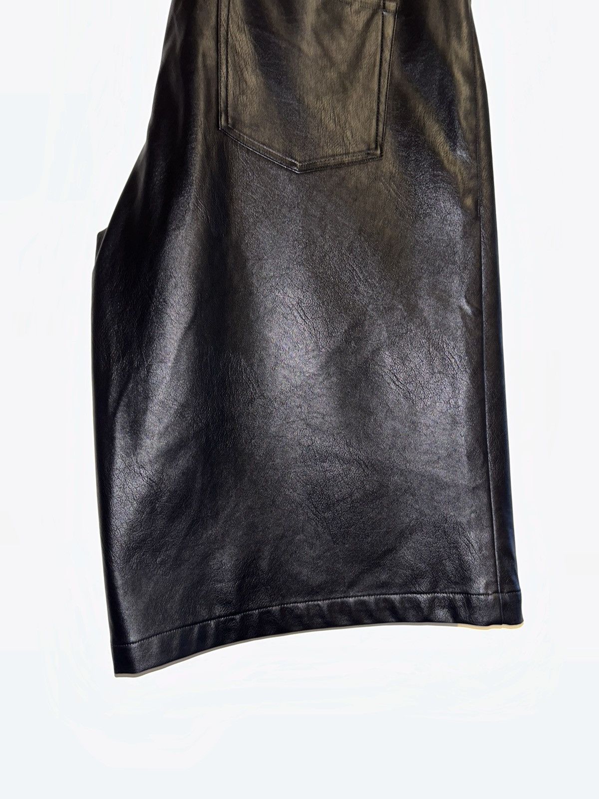 Other Hidden Season black leather baggy shorts Size US 34 / EU 50 - 4 Thumbnail