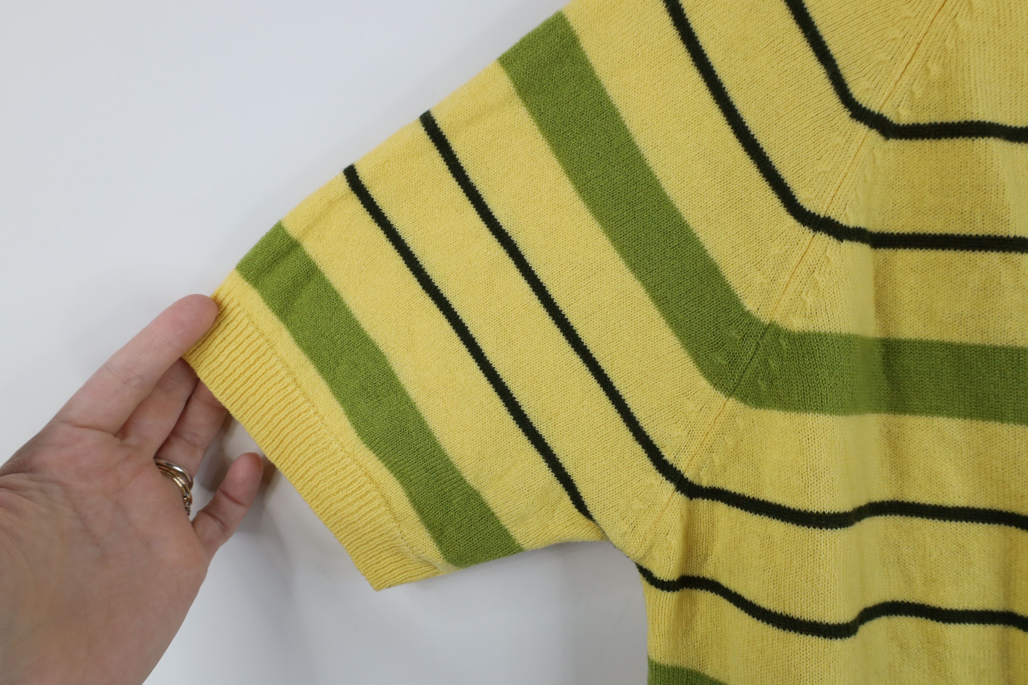Vintage Vintage 60s Mid Century Modern MCM Knit Short Sleeve Sweater Size M / US 6-8 / IT 42-44 - 6 Thumbnail