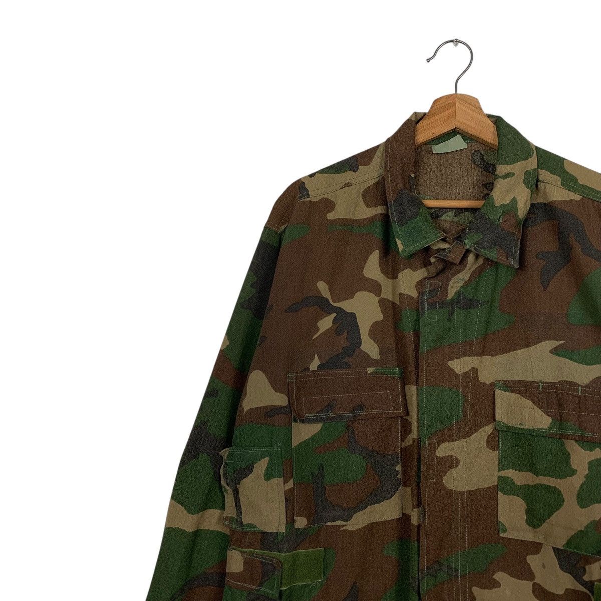 Vintage Vintage US Military Combat Camouflage Jacket Size US L / EU 52-54 / 3 - 6 Thumbnail